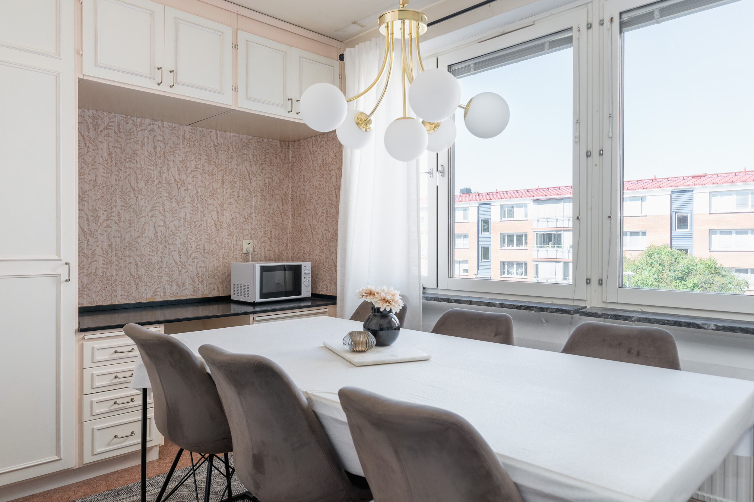 Bostadsbild från Lövhagsgatan 51, Såld i Råby, Västerås