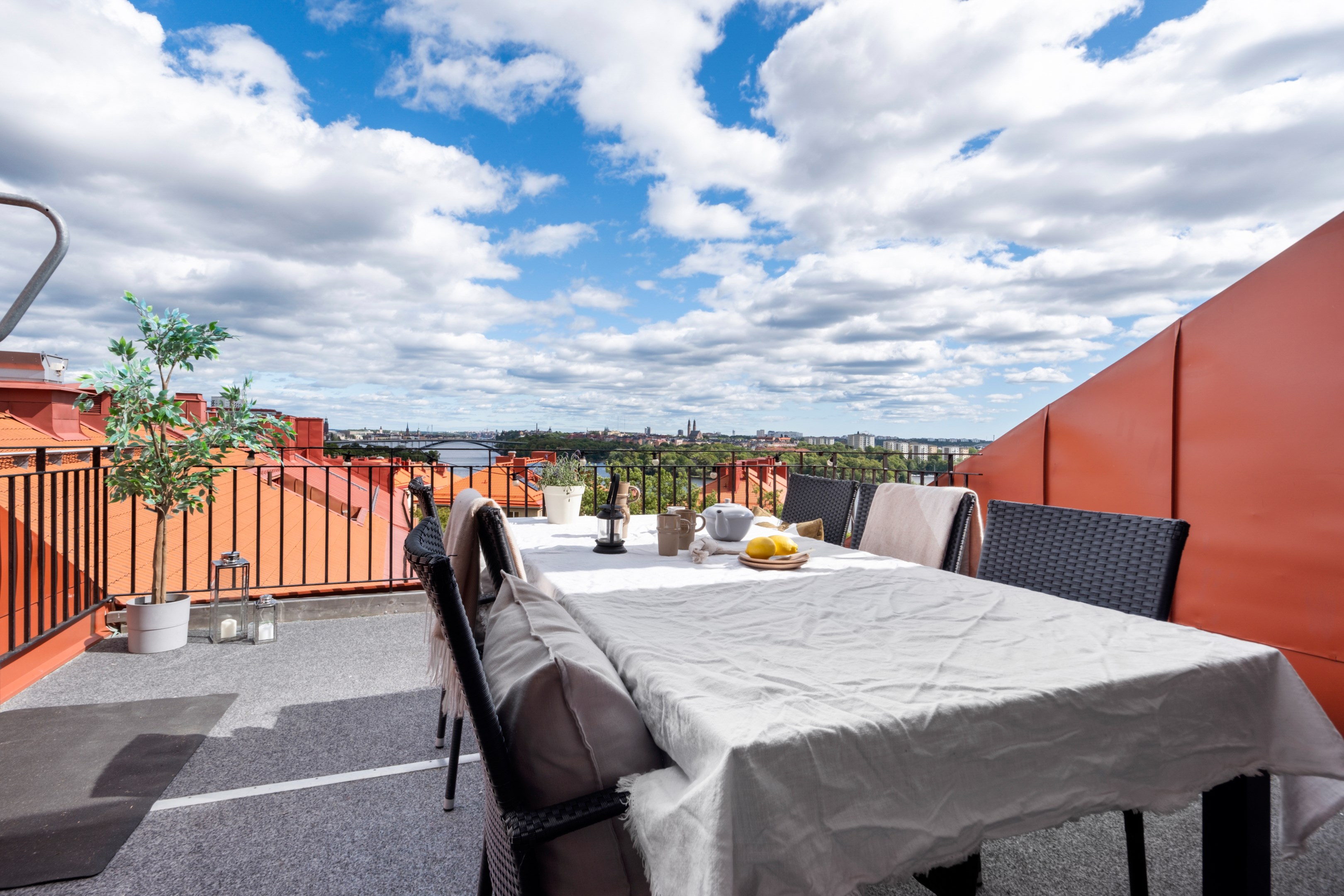 Bostadsbild från Essinge Brogata 15, Såld i Lilla Essingen, Stockholm