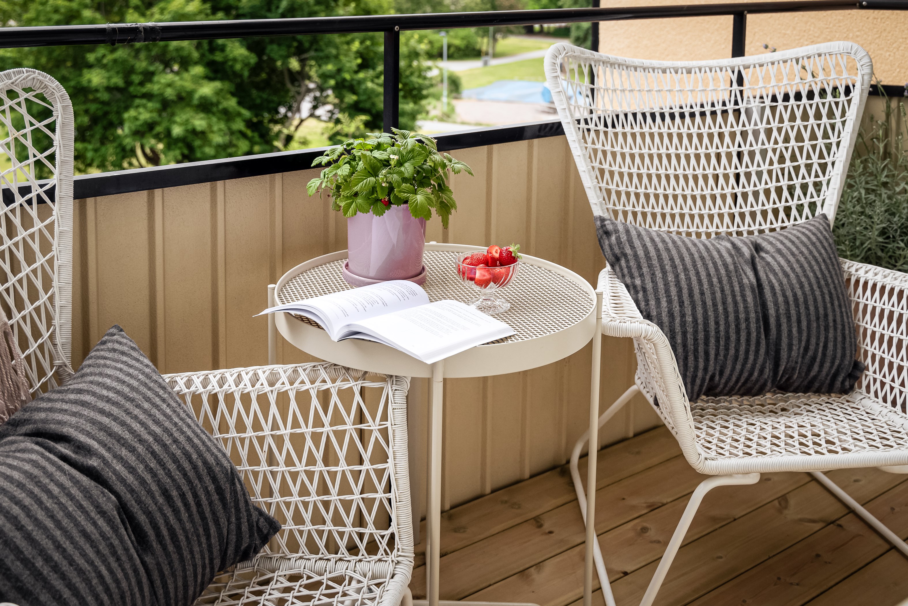 Bostadsbild från Beckasinvägen 28, Såld i Saltängen, Nacka