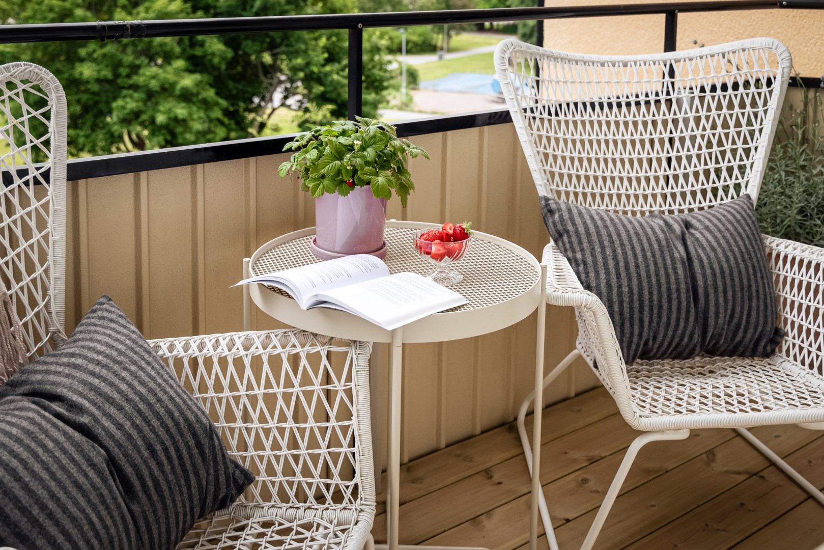 Bostadsbild från Beckasinvägen 28, Såld i Saltängen, Nacka