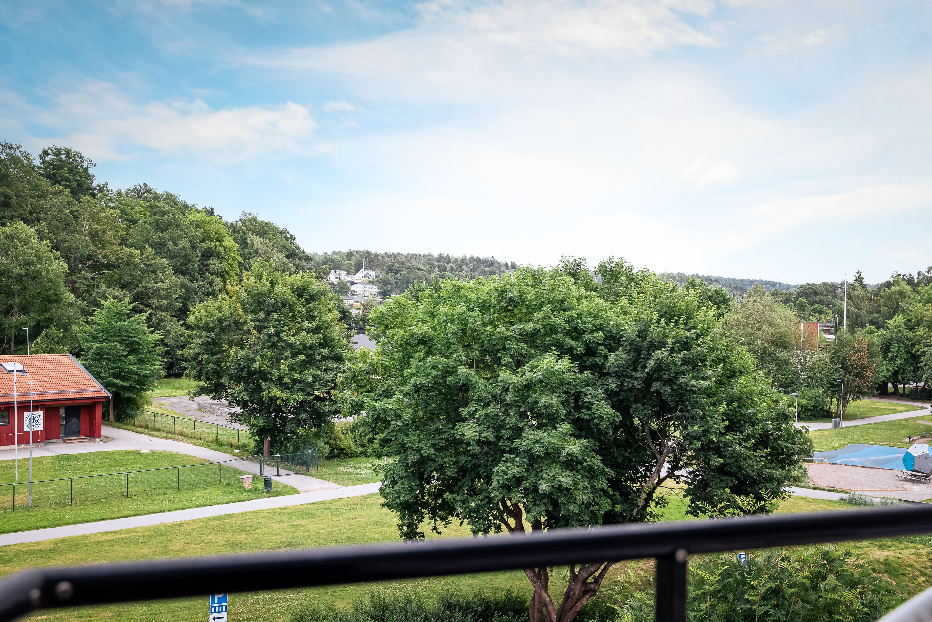 Bostadsbild från Beckasinvägen 28, Såld i Saltängen, Nacka