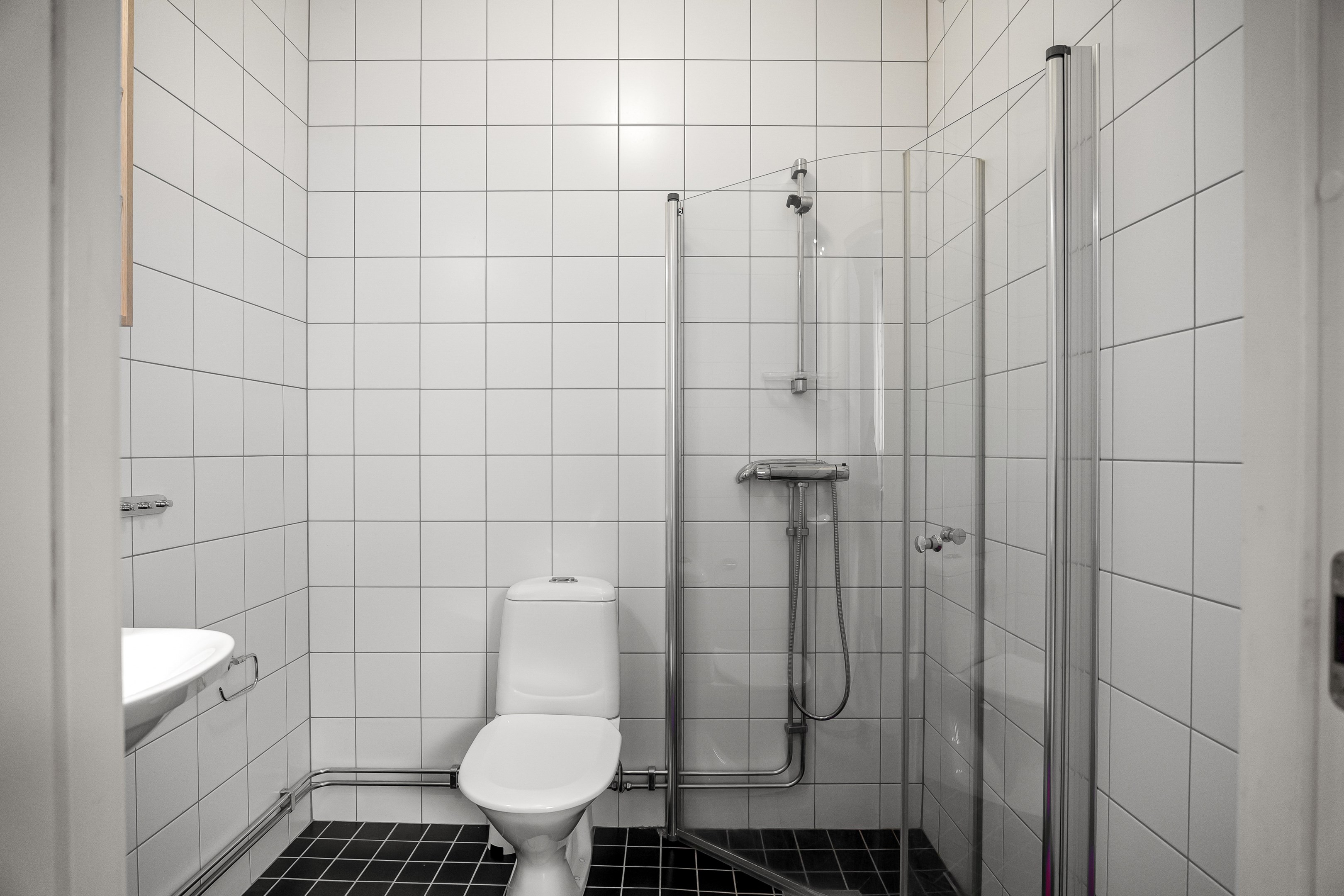 Bostadsbild från Sjökvarnsbacken 4, Såld i Saltsjöqvarn, Nacka