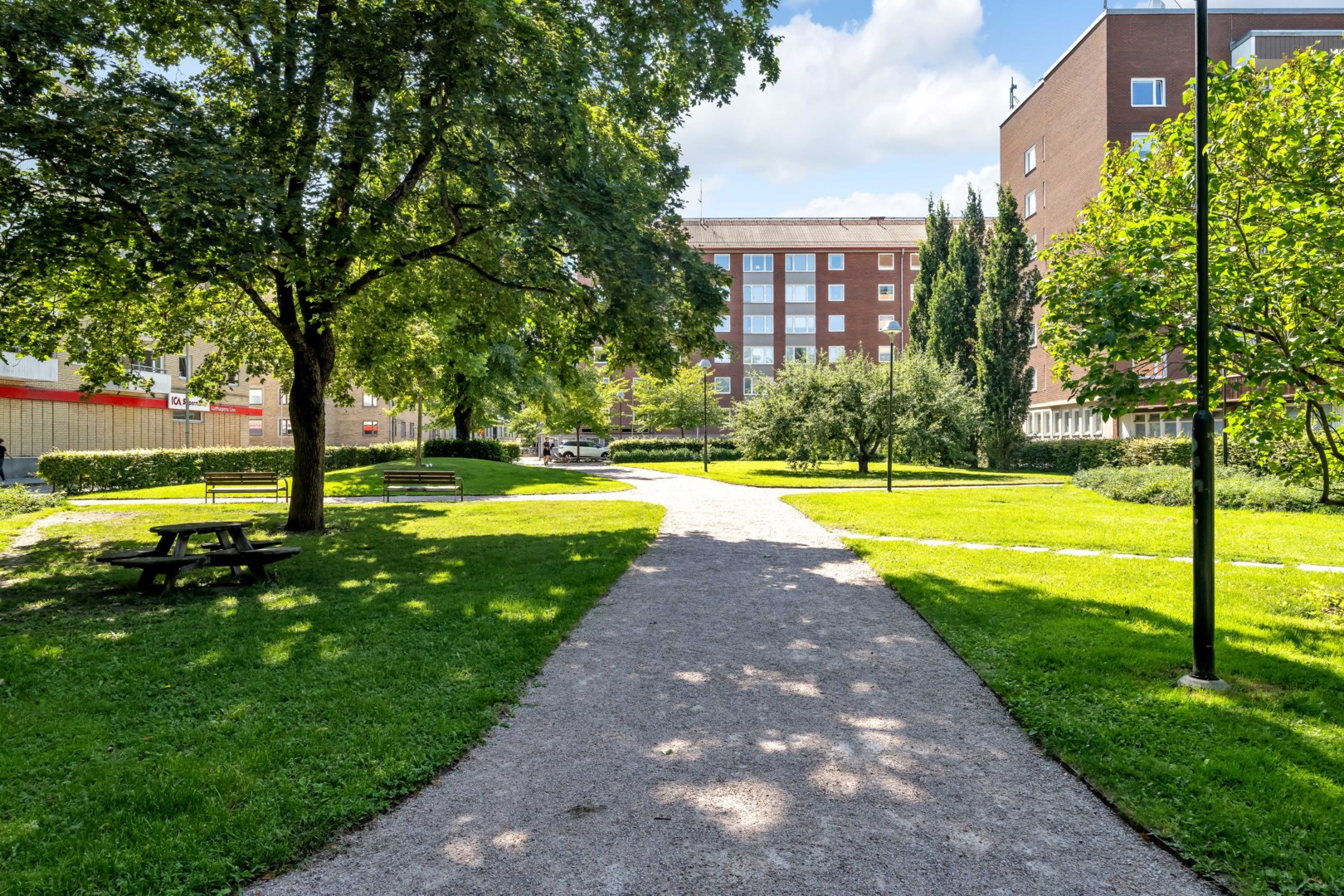 Bostadsbild från Luthagsesplanaden 11, Såld i Främre Luthagen, Uppsala
