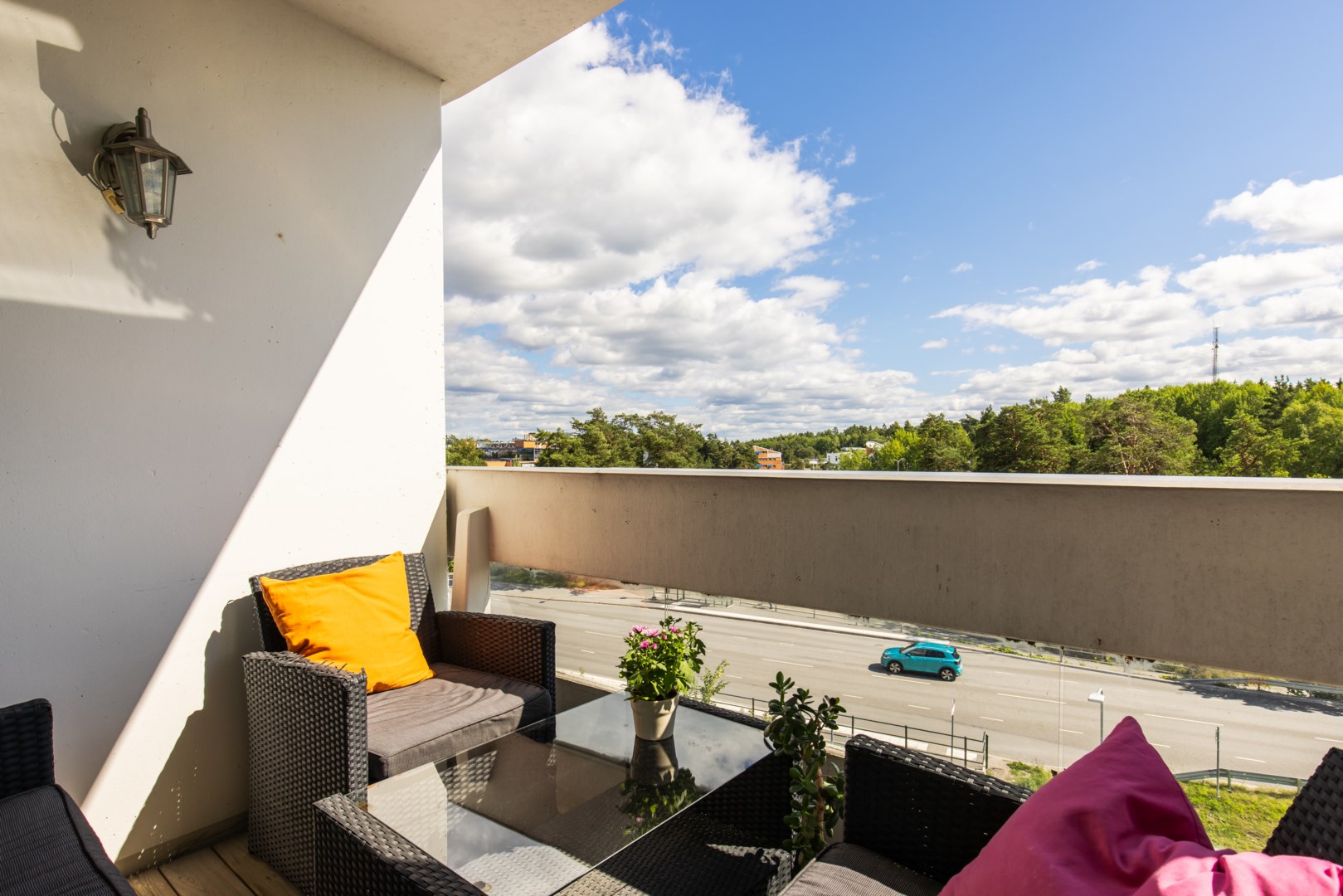 Bostadsbild från Meteorvägen 8, Såld i Grindtorp, Täby