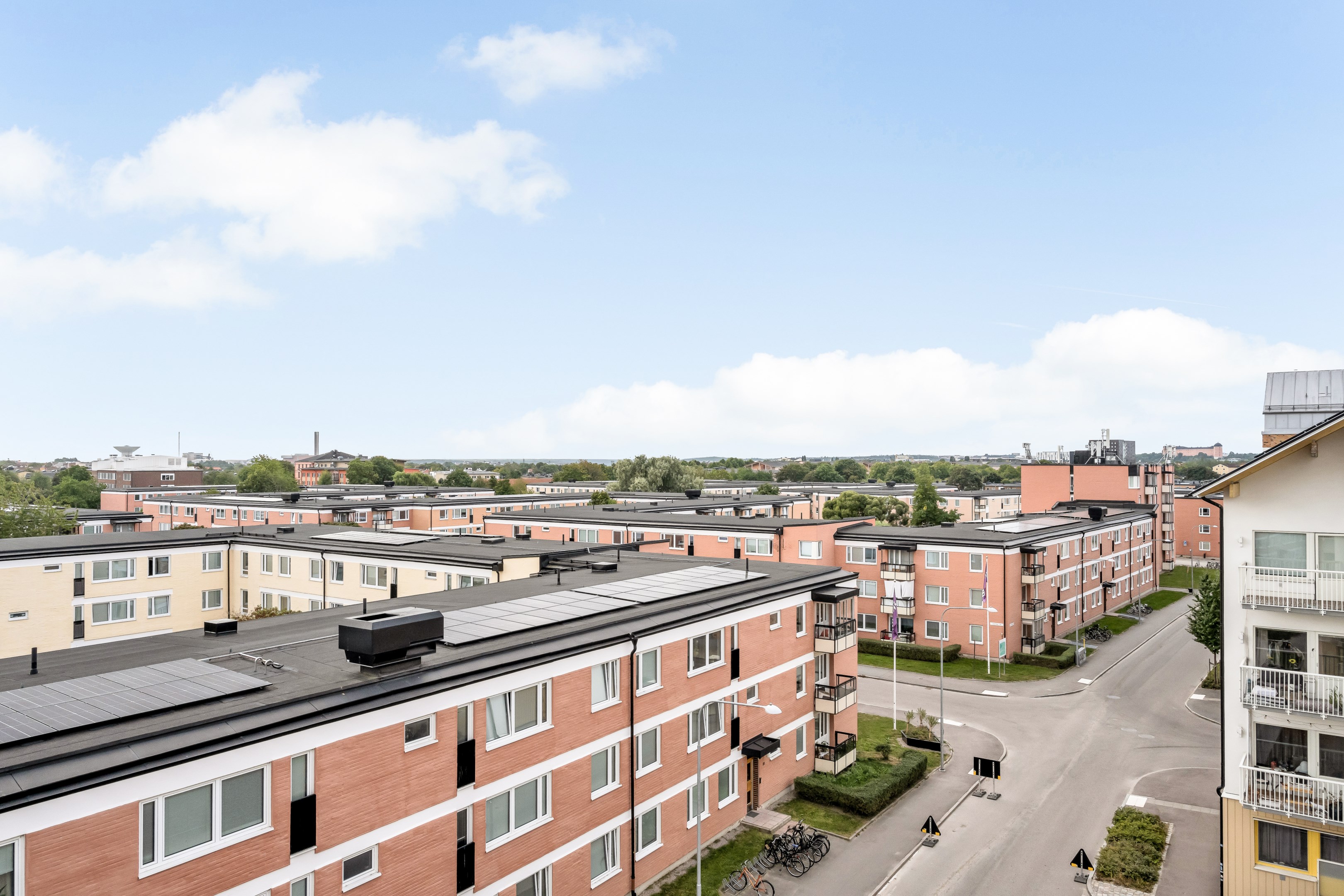Bostadsbild från Råbyvägen 55H, Såld i Gränby, Uppsala