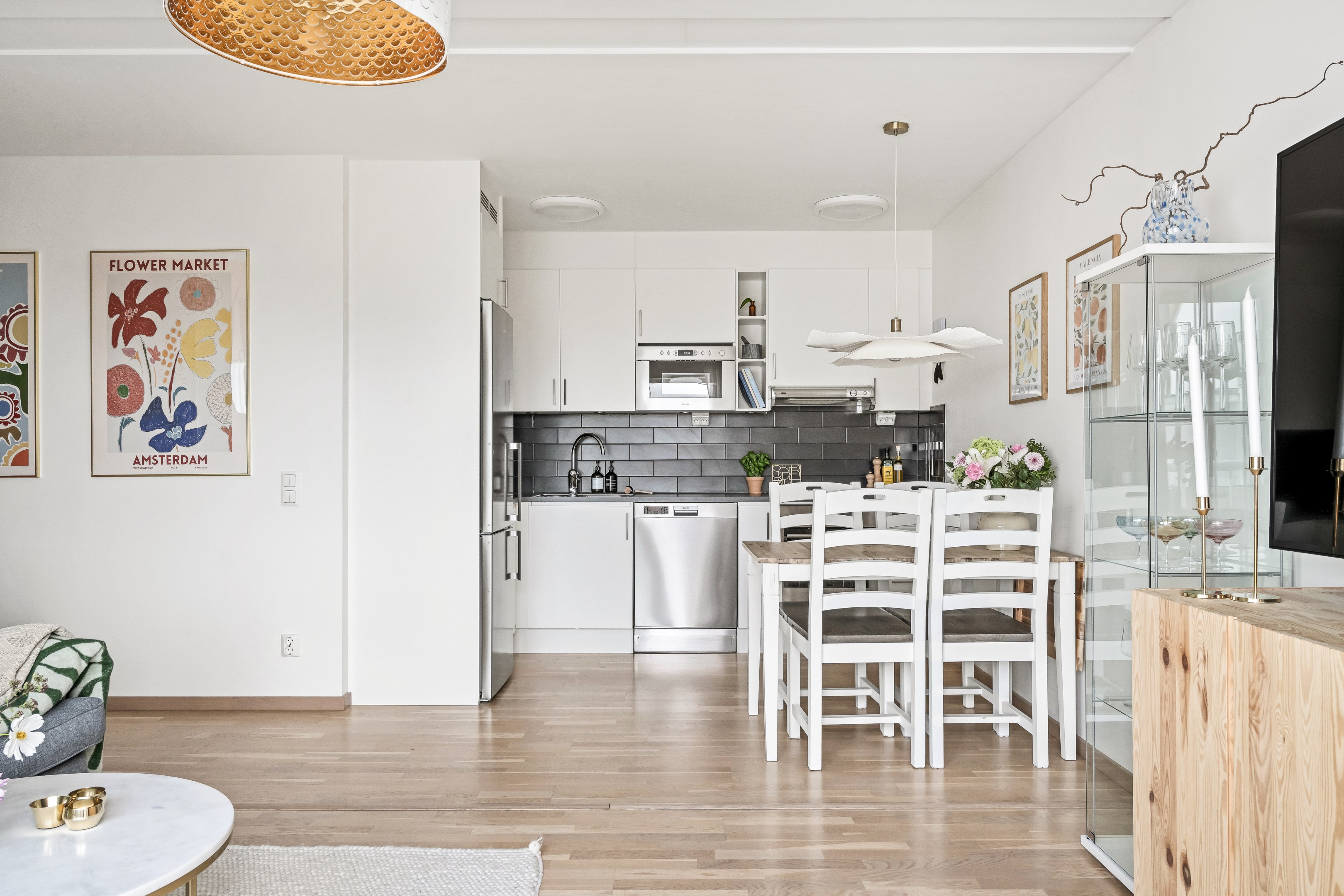 Bostadsbild från Råbyvägen 55H, Såld i Gränby, Uppsala