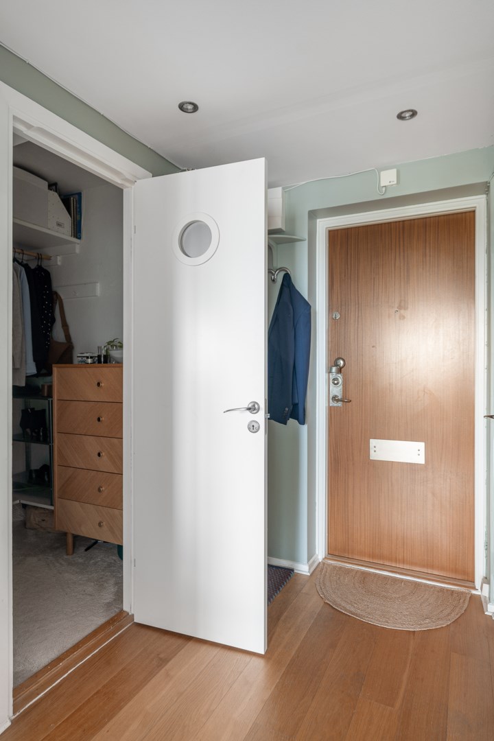 Bostadsbild från Finnbergsvägen 56, Såld i Finnberget, Nacka