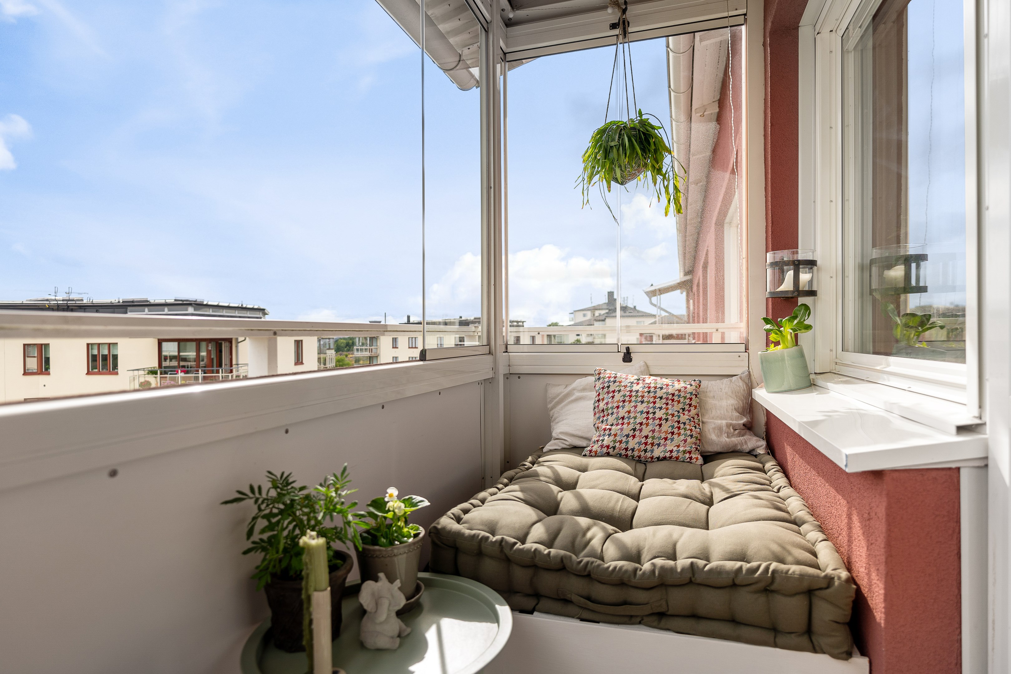 Bostadsbild från Finnbergsvägen 56, Såld i Finnberget, Nacka