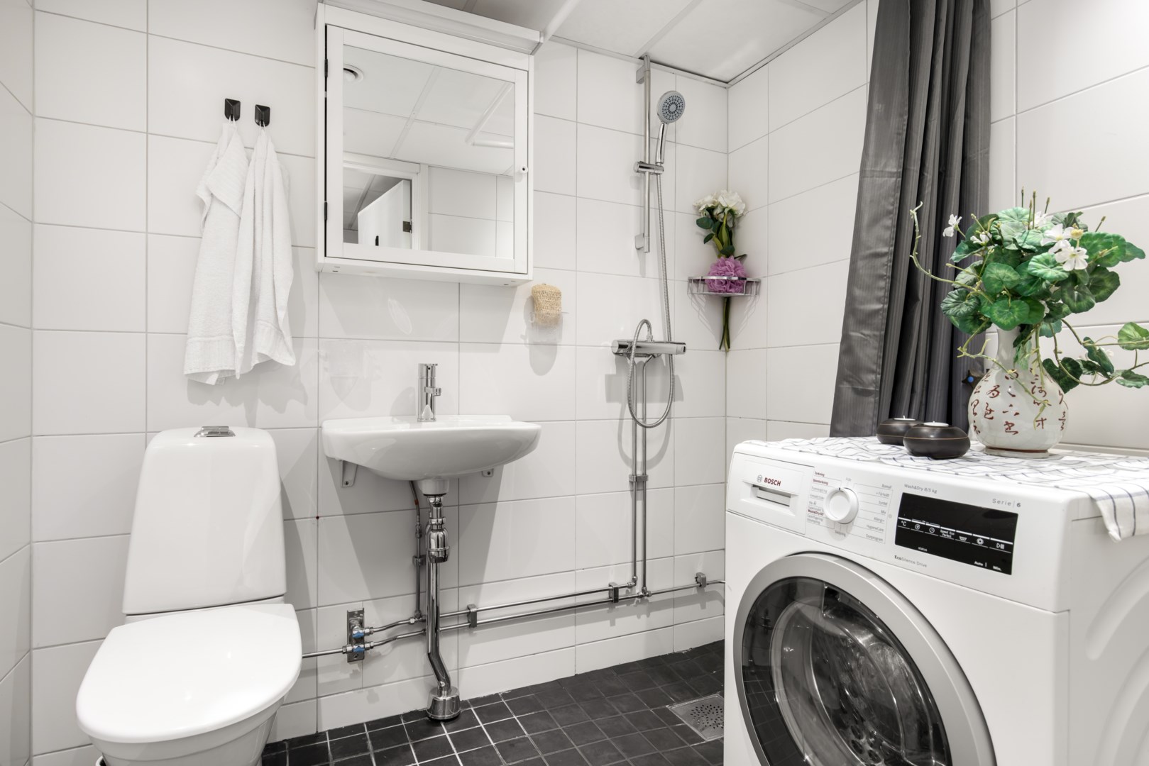 Bostadsbild från Ängsbacken 5, 2tr, Såld i Björknäs, Nacka