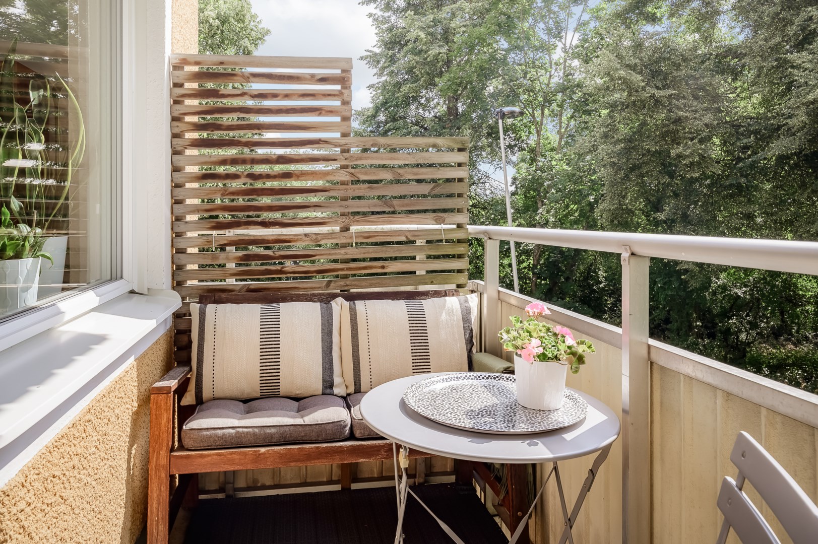 Bostadsbild från Beckasinvägen 33, 1tr, Såld i Saltängen, Nacka