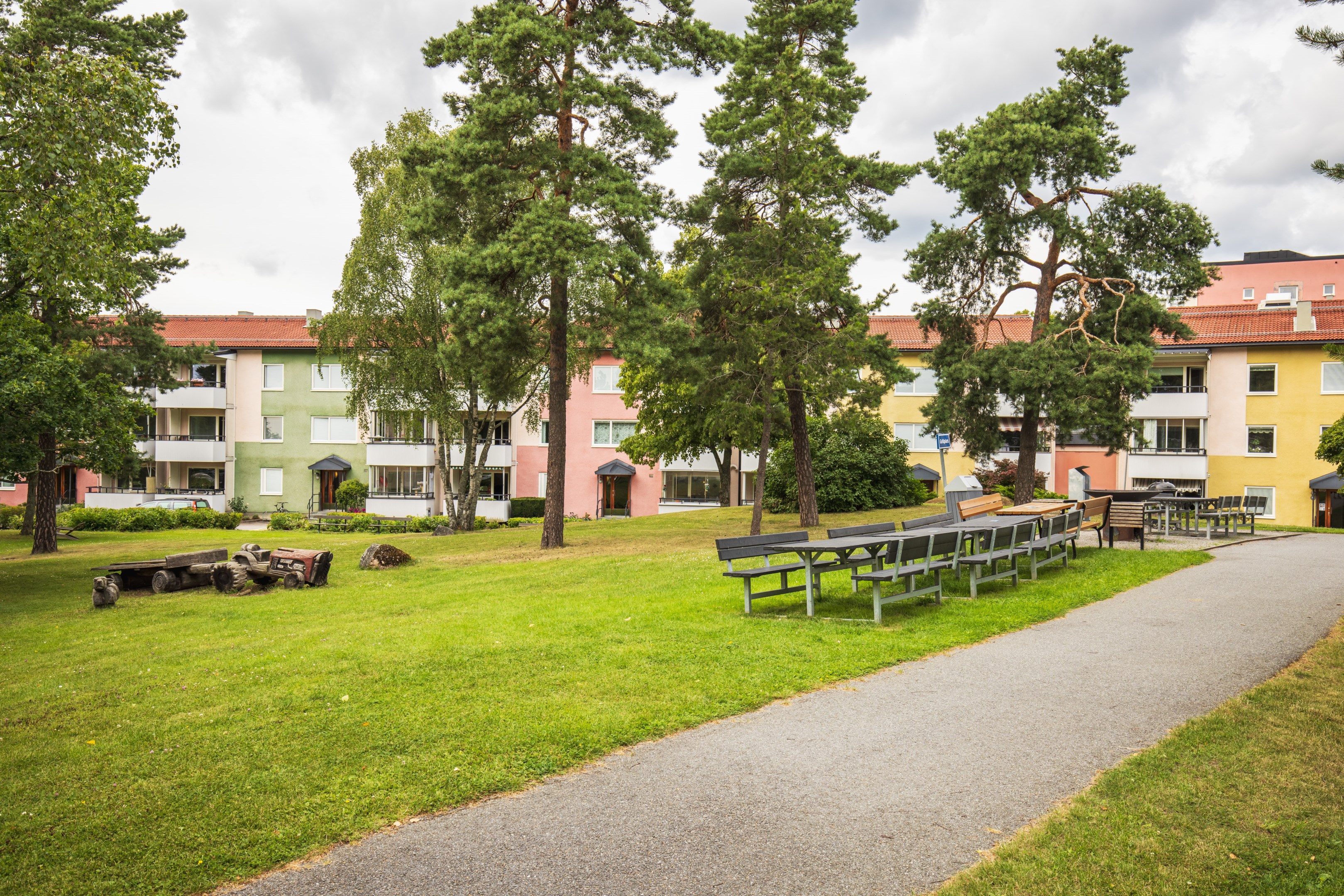 Bostadsbild från Lodvägen 12, 7tr, Såld i Edsberg, Sollentuna