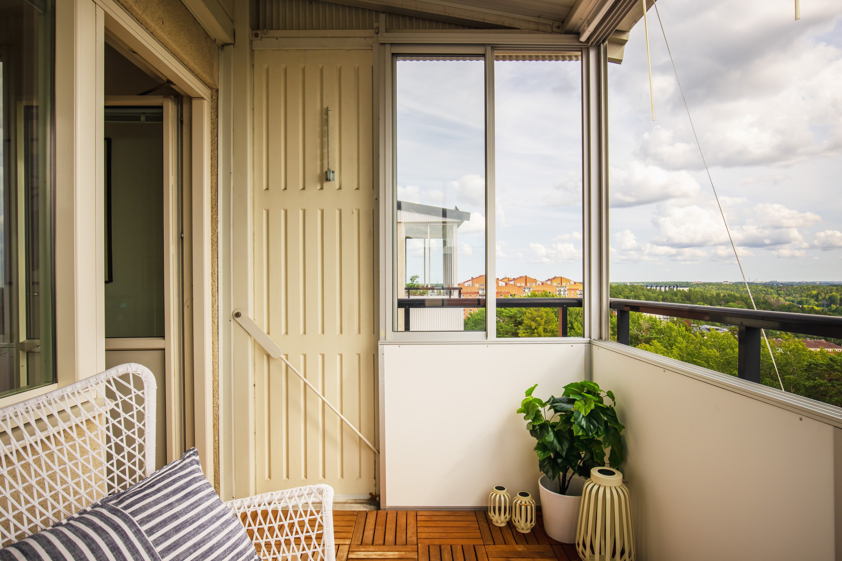 Bostadsbild från Lodvägen 12, 7tr, Såld i Edsberg, Sollentuna
