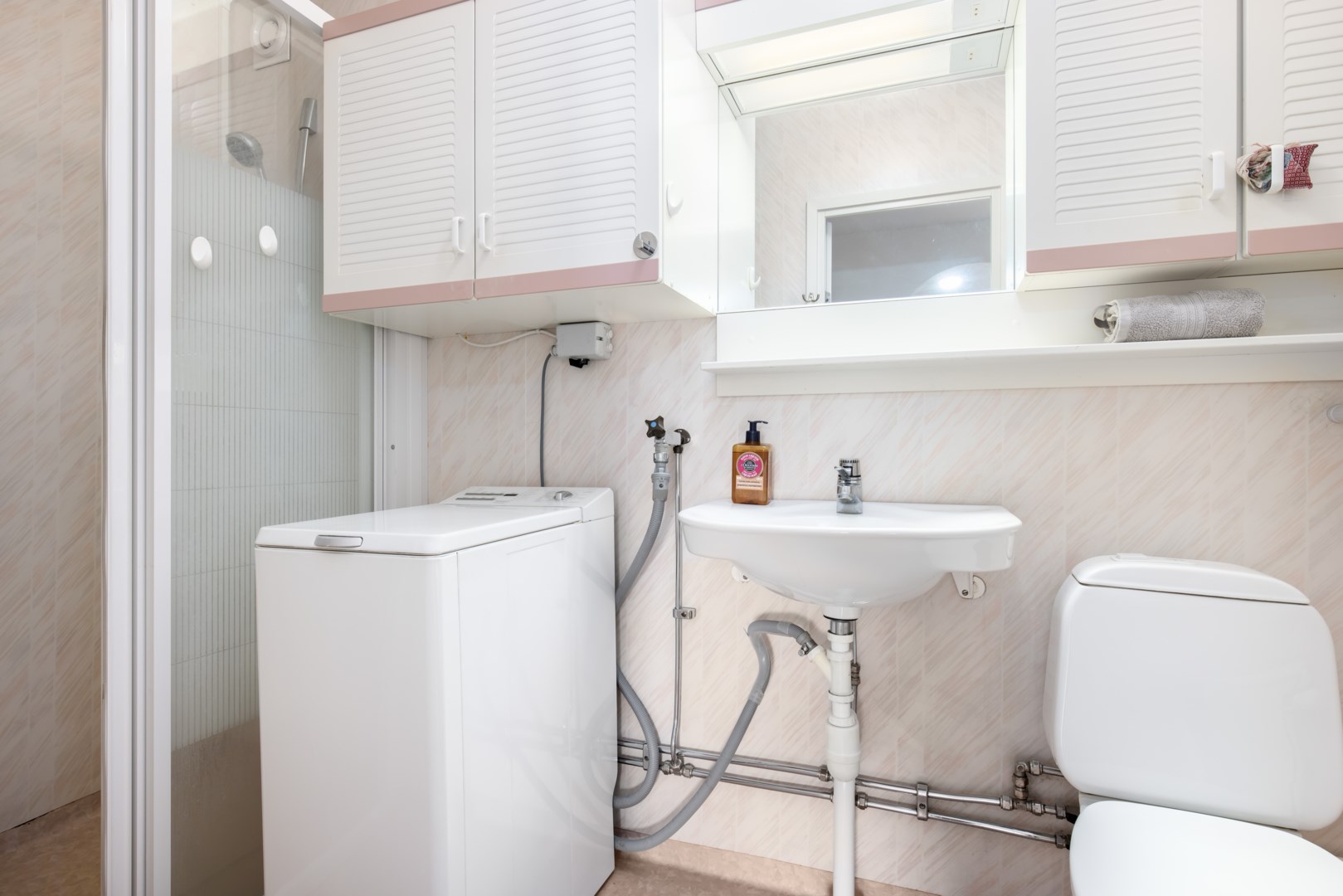 Bostadsbild från Lodvägen 12, 7tr, Såld i Edsberg, Sollentuna