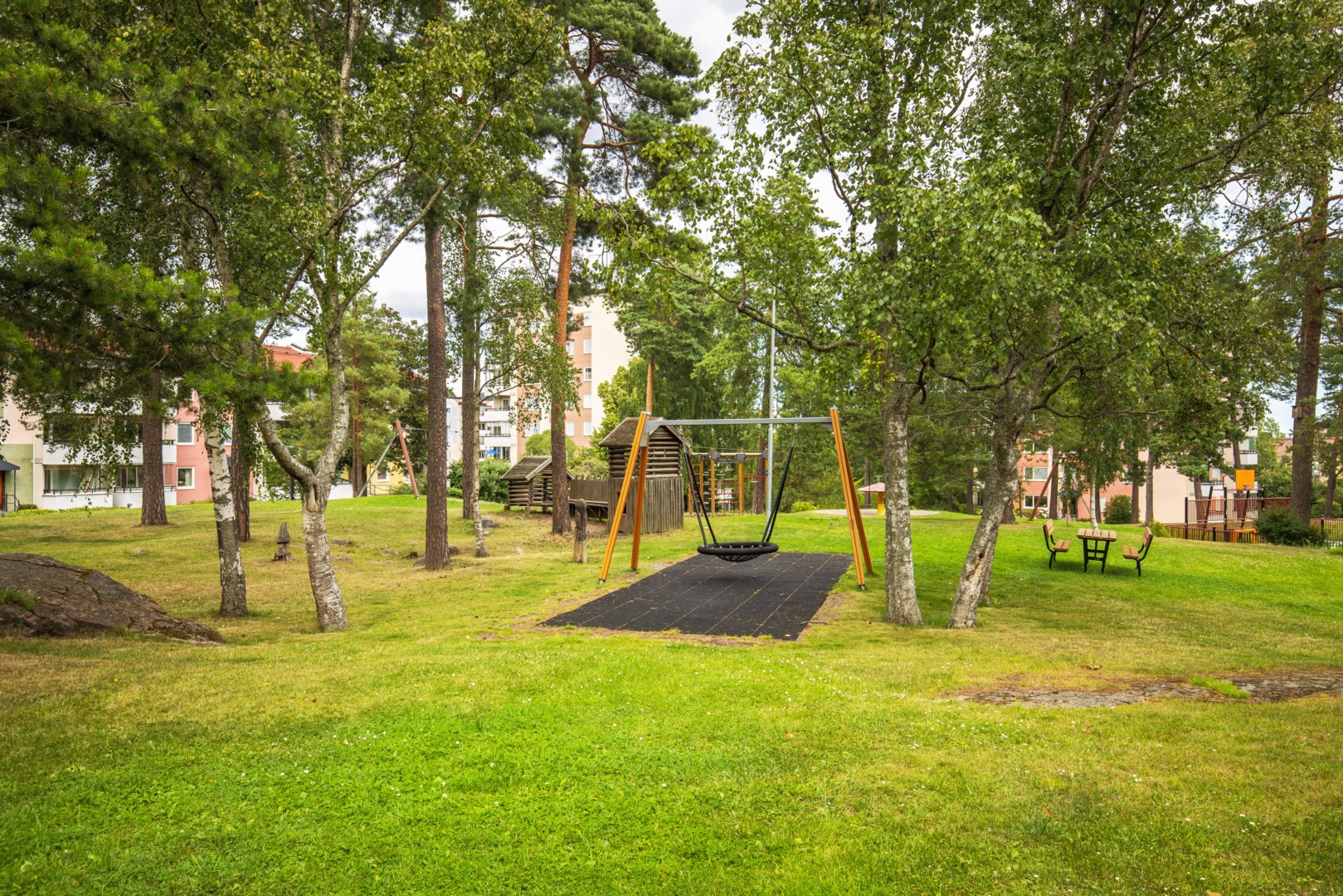 Bostadsbild från Lodvägen 12, 7tr, Såld i Edsberg, Sollentuna