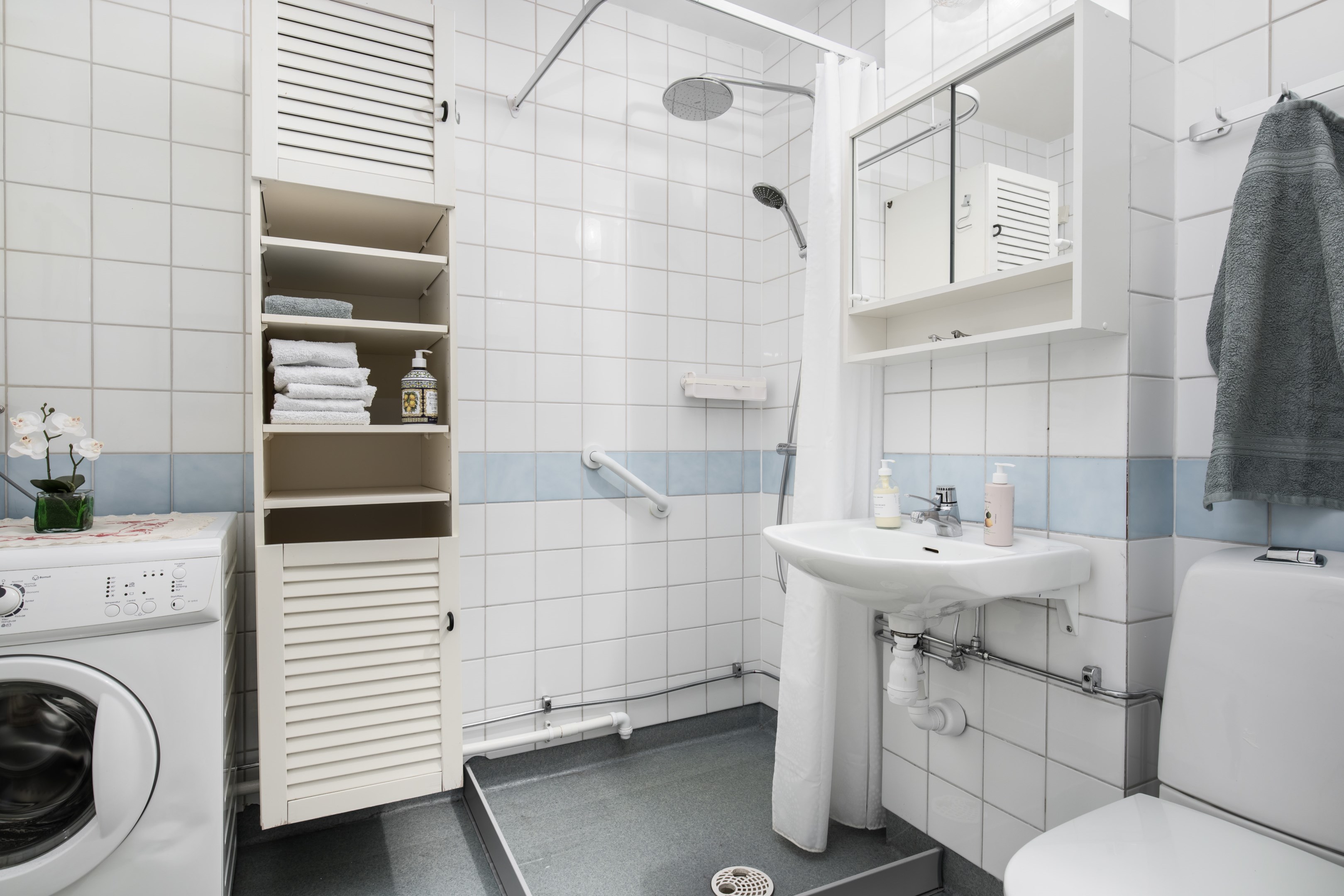 Bostadsbild från Ormingeringen 44B, Såld i Västra Orminge, Nacka