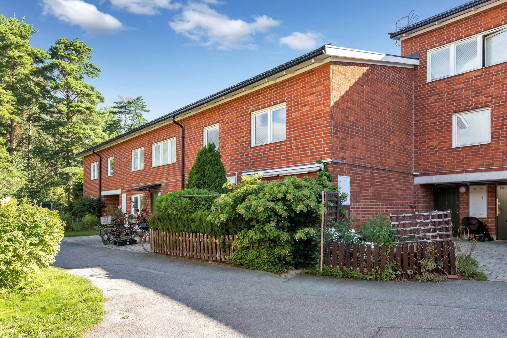 Bostadsbild från Cellovägen 102, Såld i Gottsunda, Uppsala