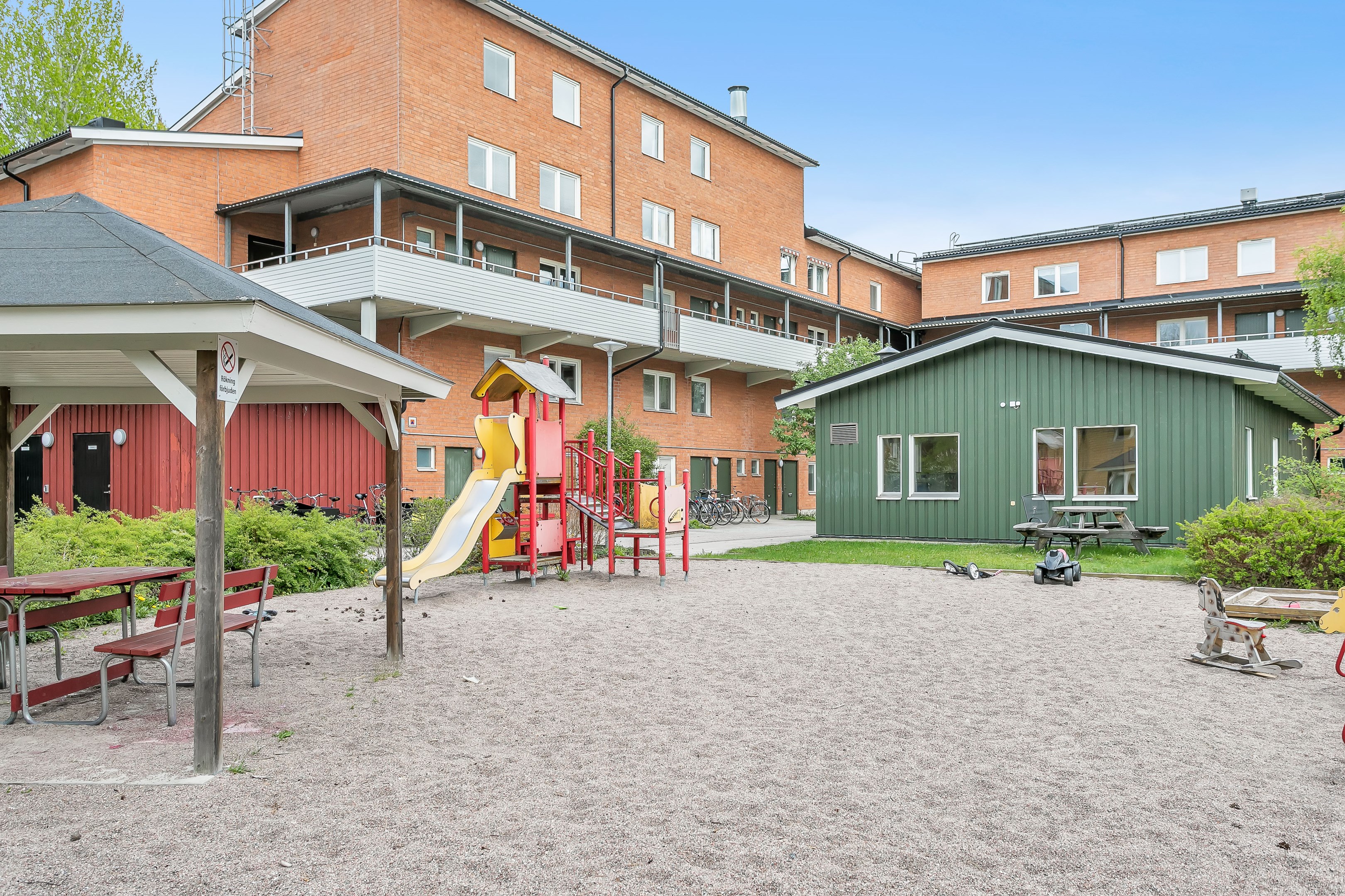 Bostadsbild från Cellovägen 102, Såld i Gottsunda, Uppsala