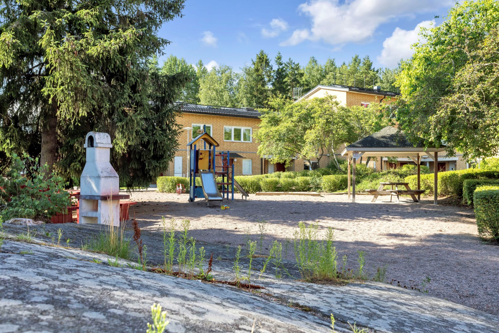 Bostadsbild från Cellovägen 102, Såld i Gottsunda, Uppsala