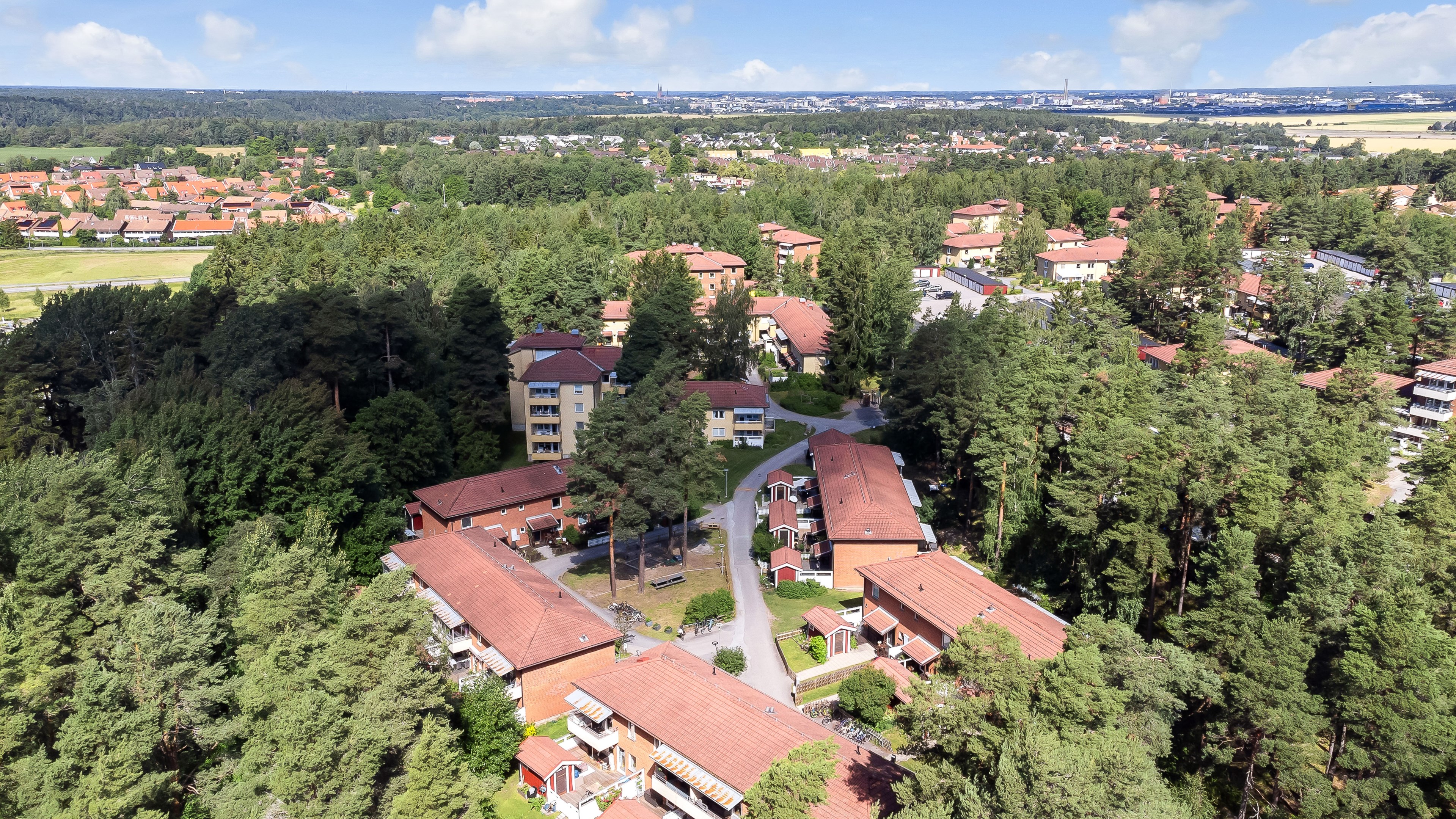 Bostadsbild från Bergslagsresan 42, Såld i Sävja, Uppsala