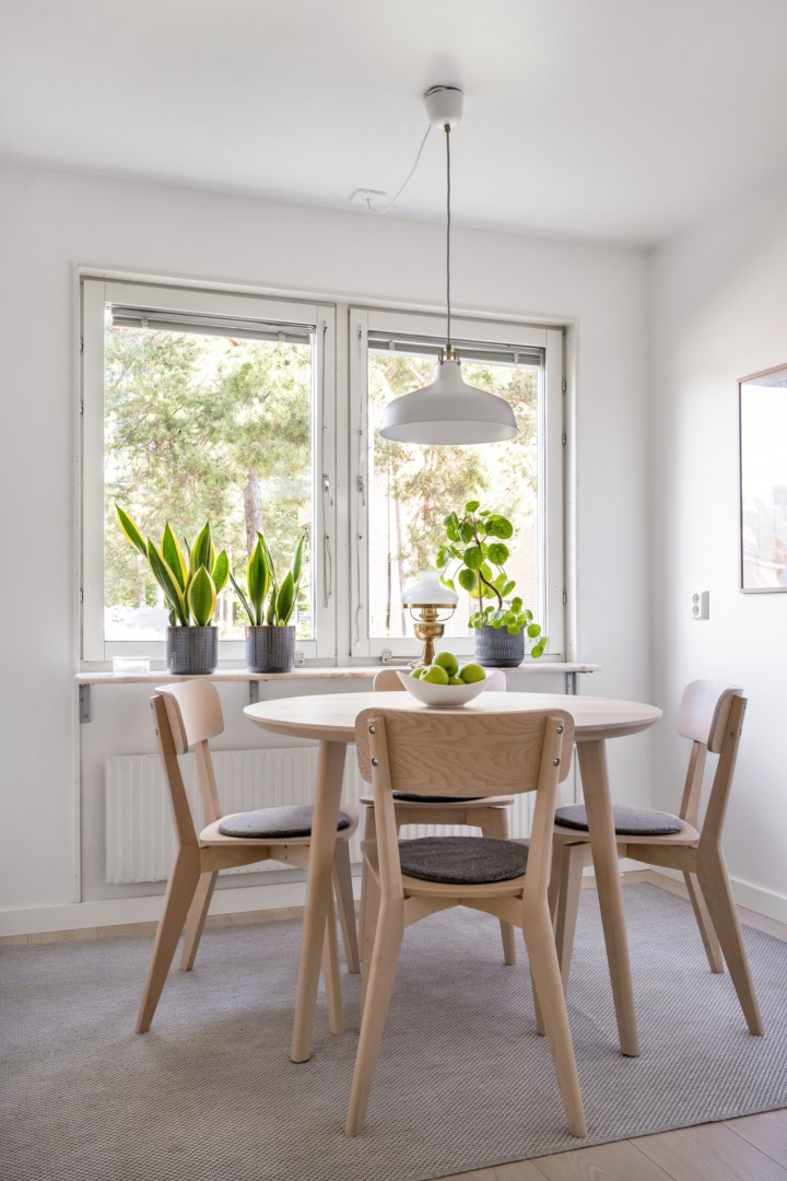 Bostadsbild från Bergslagsresan 42, Såld i Sävja, Uppsala