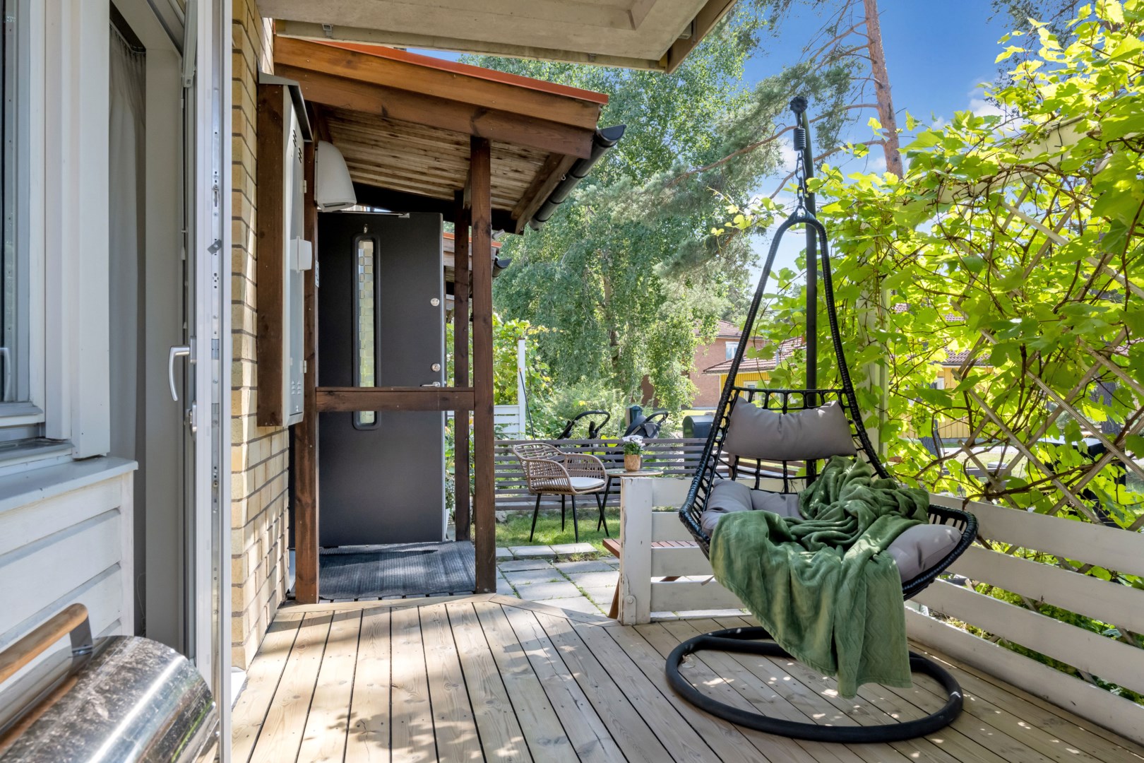 Bostadsbild från Bergslagsresan 42, Såld i Sävja, Uppsala