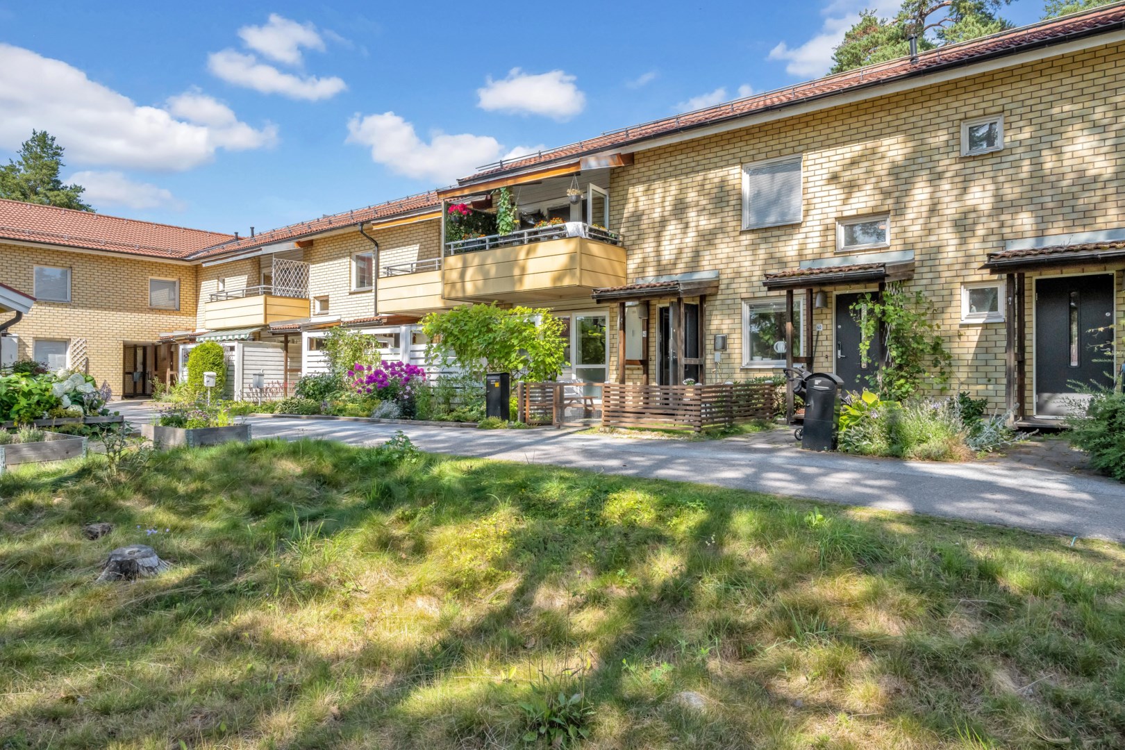 Bostadsbild från Bergslagsresan 42, Såld i Sävja, Uppsala