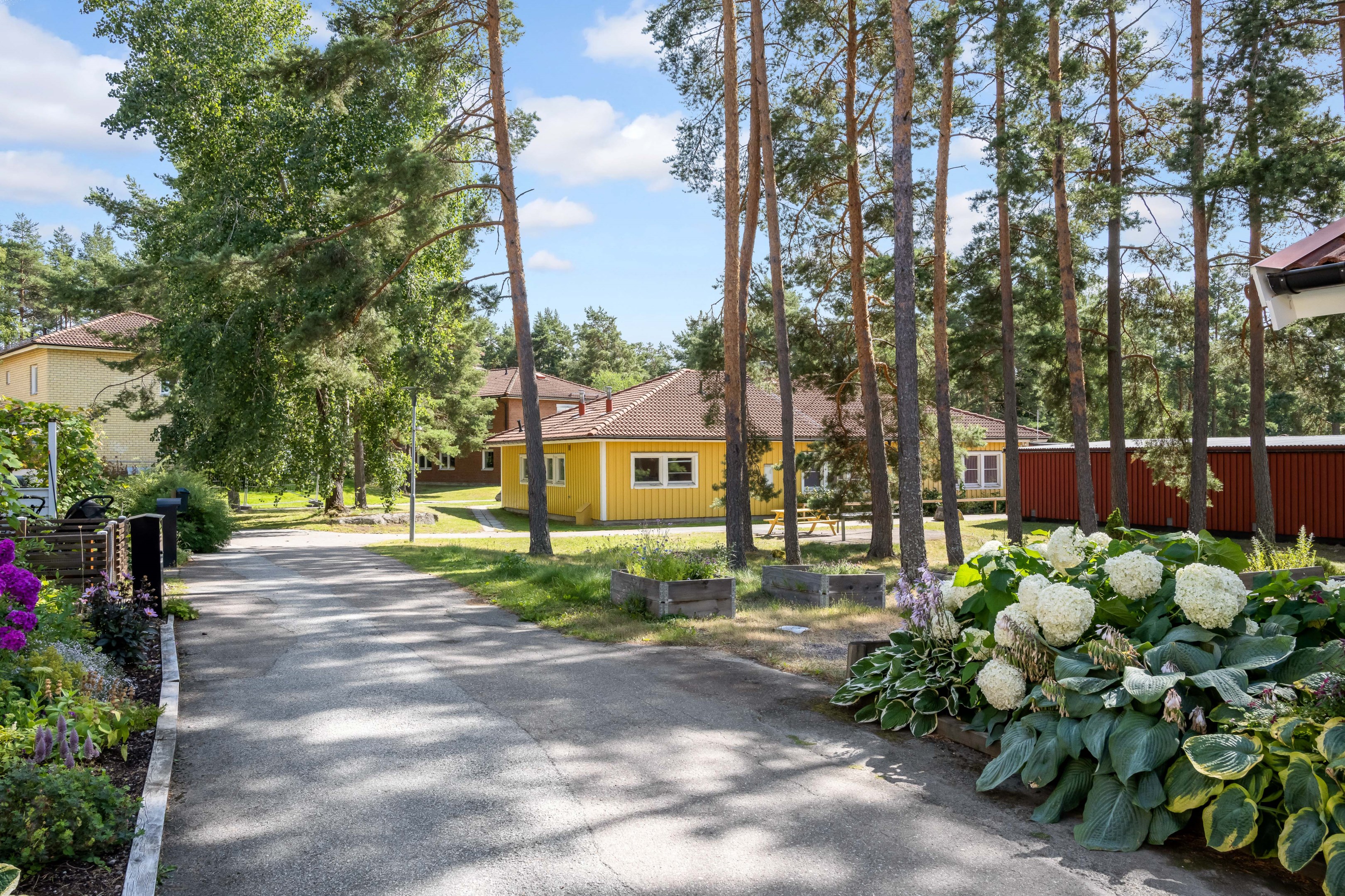 Bostadsbild från Bergslagsresan 42, Såld i Sävja, Uppsala