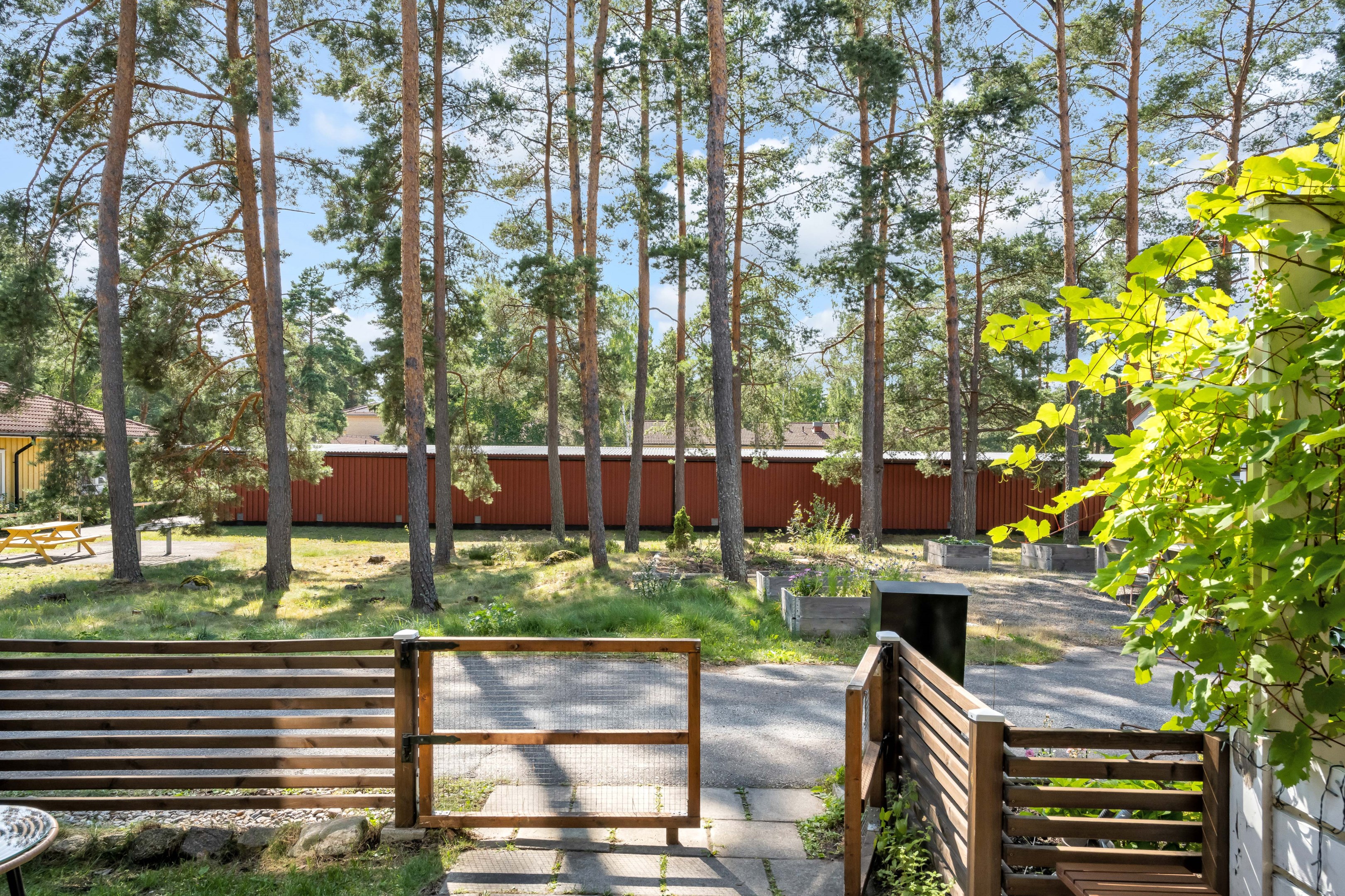 Bostadsbild från Bergslagsresan 42, Såld i Sävja, Uppsala