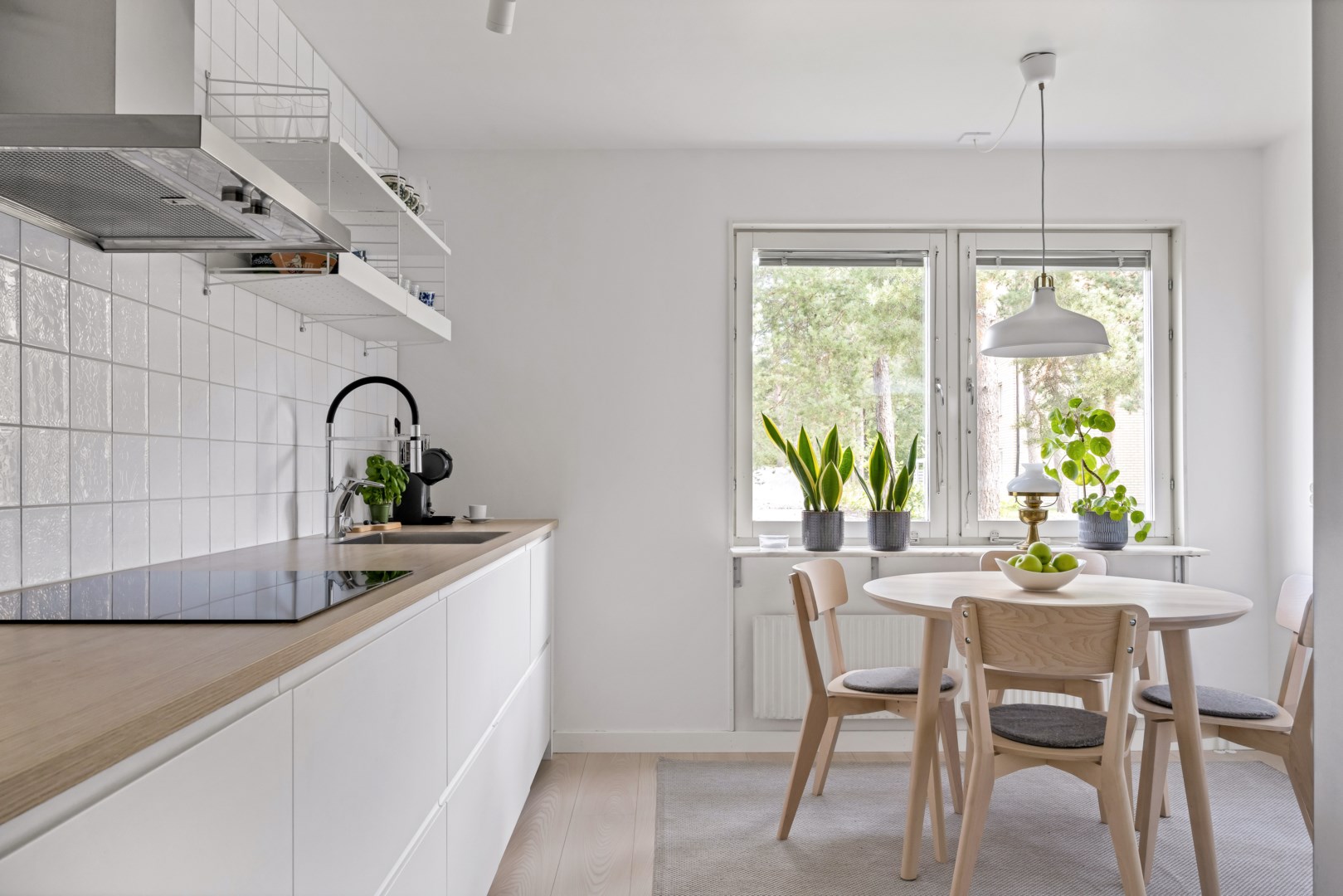 Bostadsbild från Bergslagsresan 42, Såld i Sävja, Uppsala