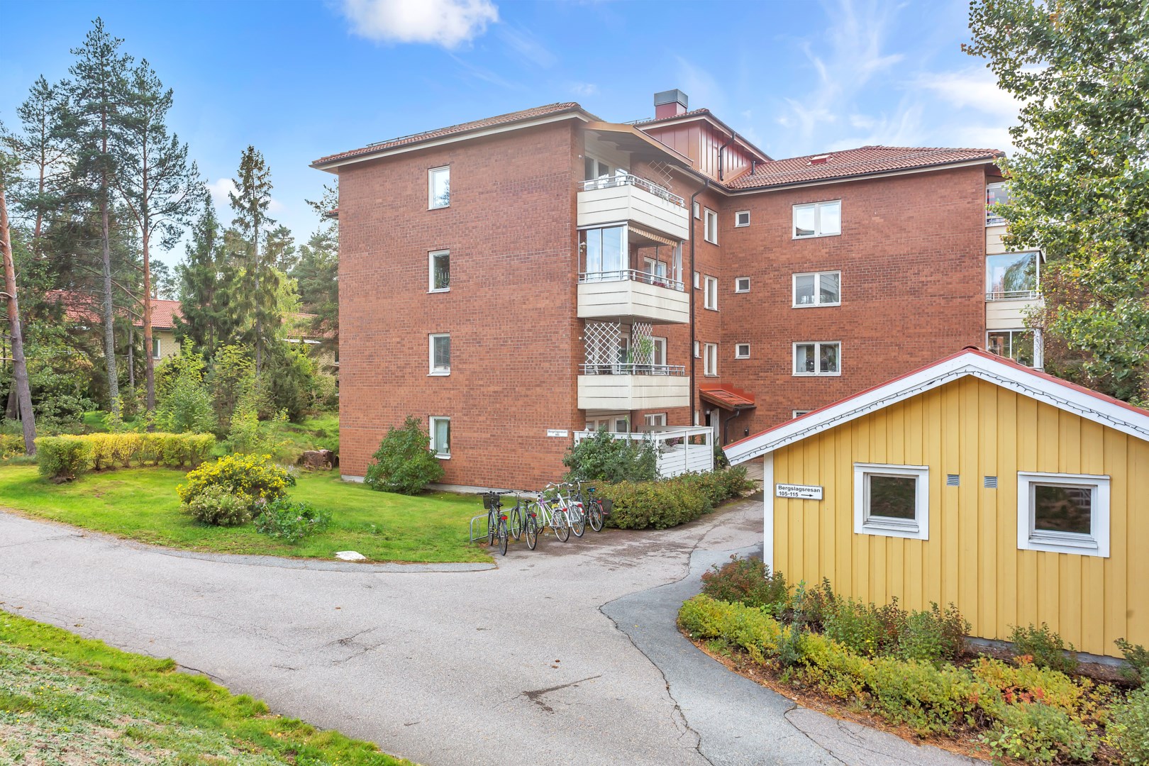 Bostadsbild från Bergslagsresan 42, Såld i Sävja, Uppsala