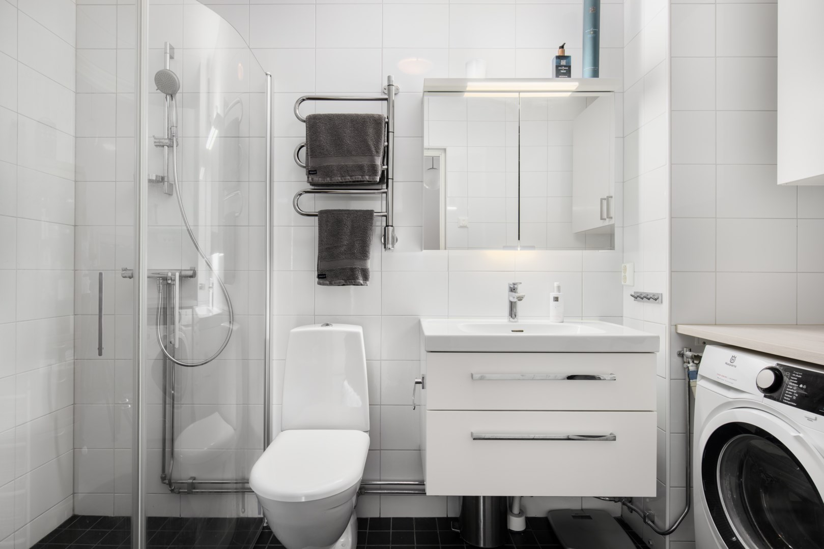 Bostadsbild från Godtemplarvägen 9, 3/3tr, Såld i Tollare, Nacka