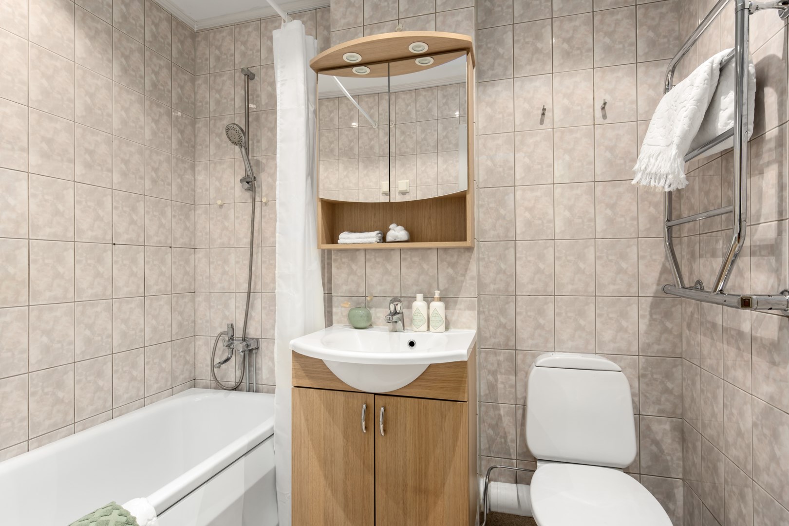 Bostadsbild från Ormingeringen 65, Såld i Västra Orminge, Nacka