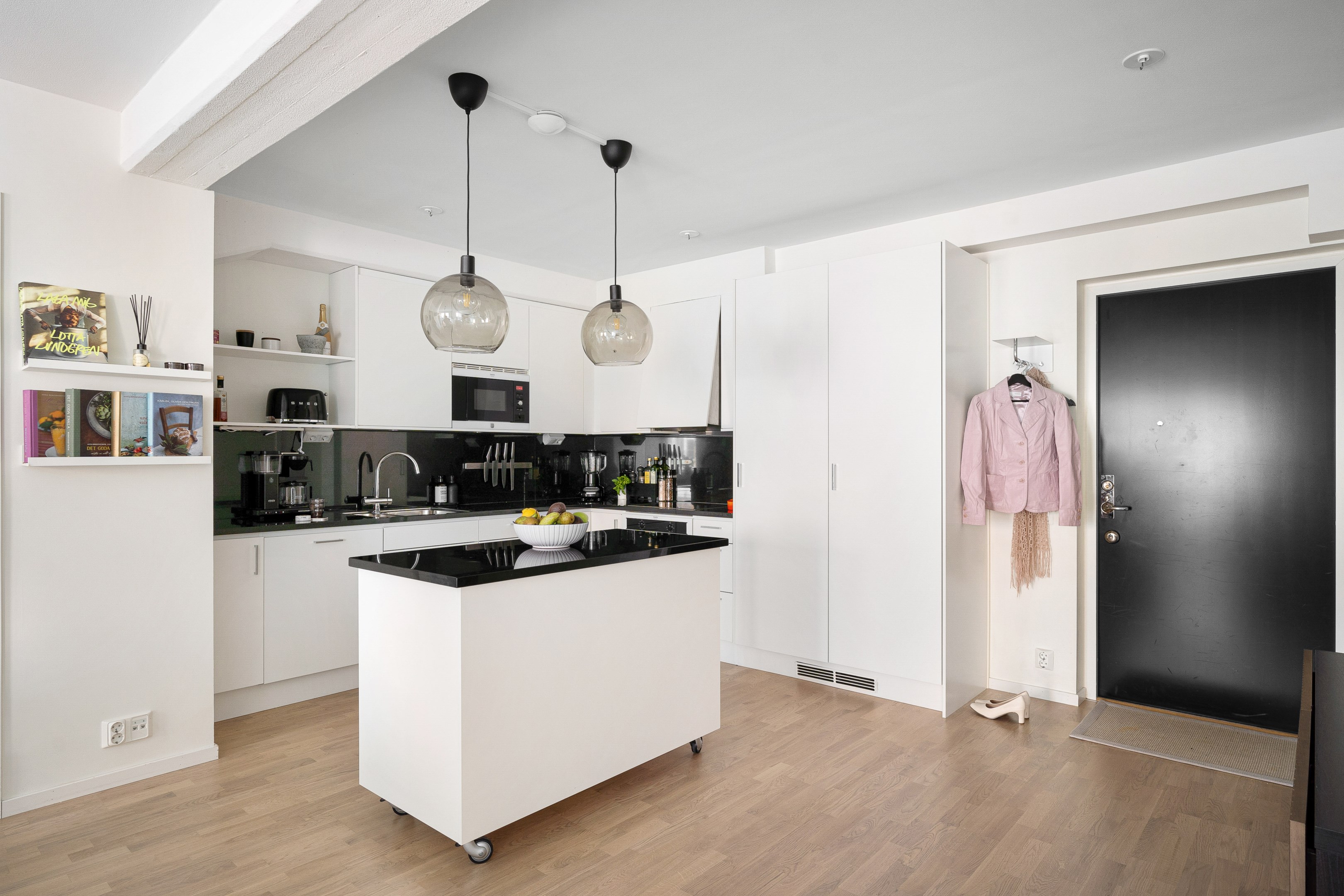 Bostadsbild från Mjölnarvägen 16, Såld i , Nacka