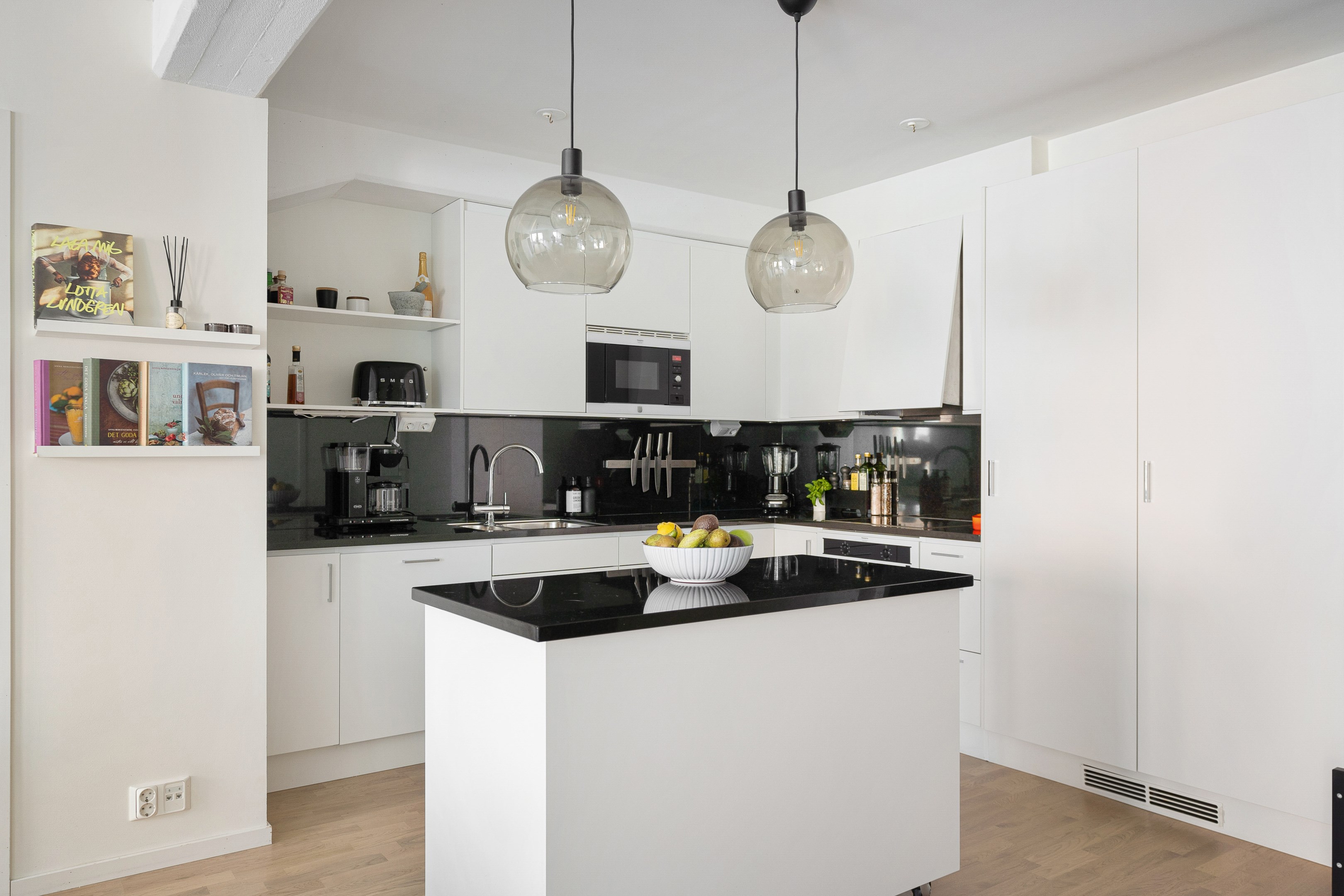 Bostadsbild från Mjölnarvägen 16, Såld i , Nacka