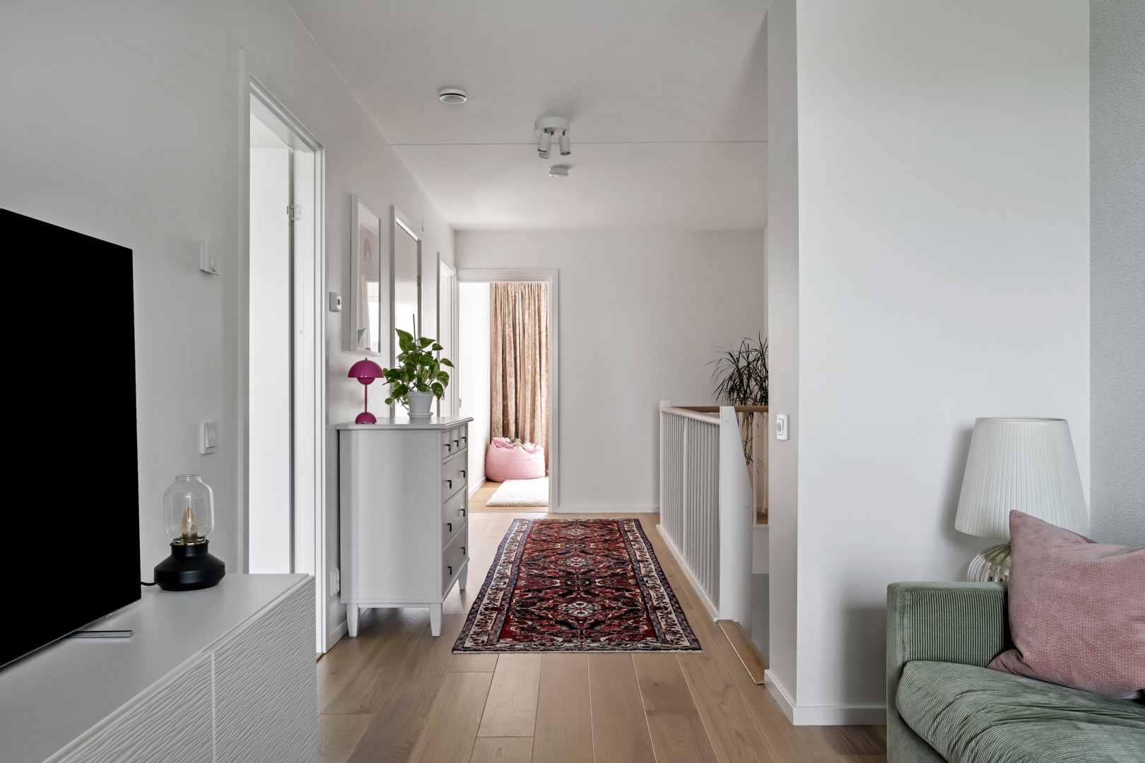 Bostadsbild från Soldathemsvägen 1, Såld i Rosendal, Uppsala