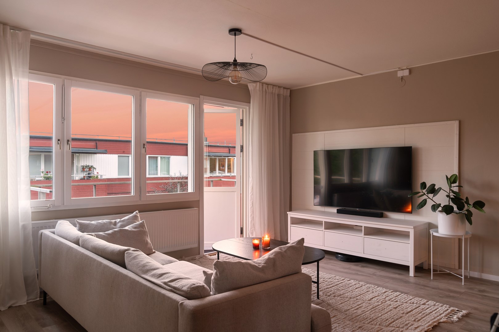 Bostadsbild från Ljuskärrsvägen 86, Kommande i Saltsjöbaden, Nacka