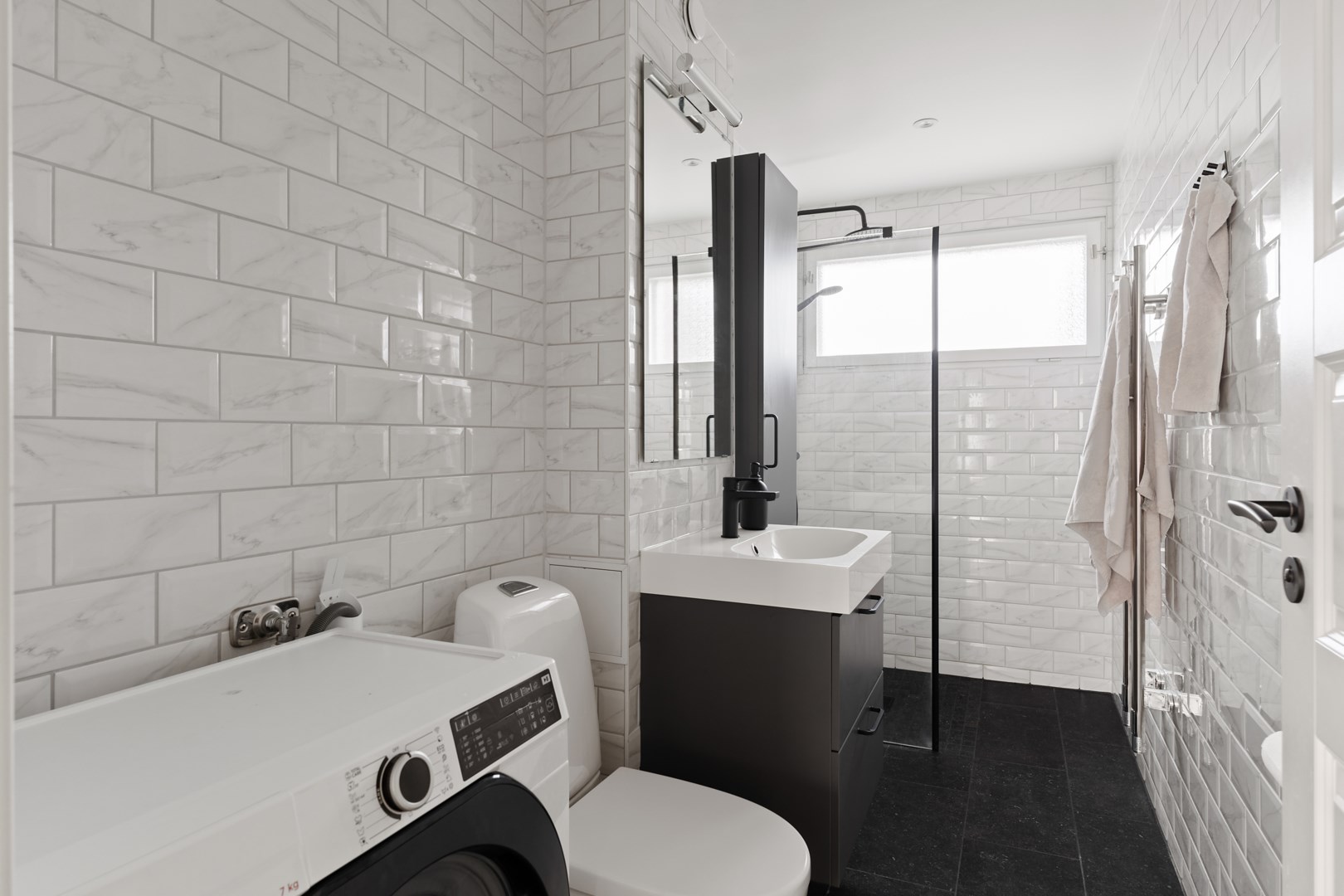 Bostadsbild från Ljuskärrsvägen 86, Kommande i Saltsjöbaden, Nacka