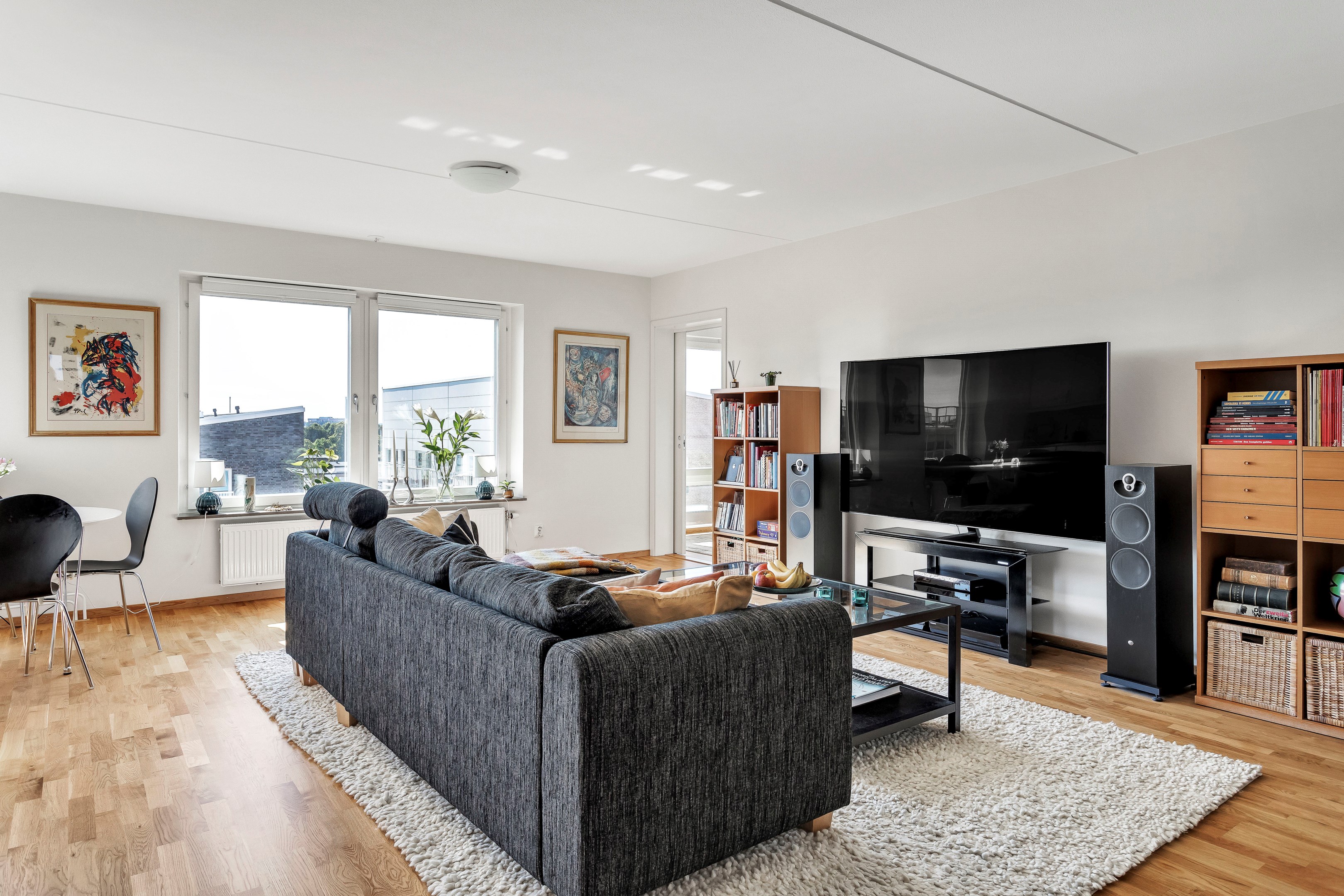 Bostadsbild från Råbyvägen 82, Såld i Kapellgärdet, Uppsala