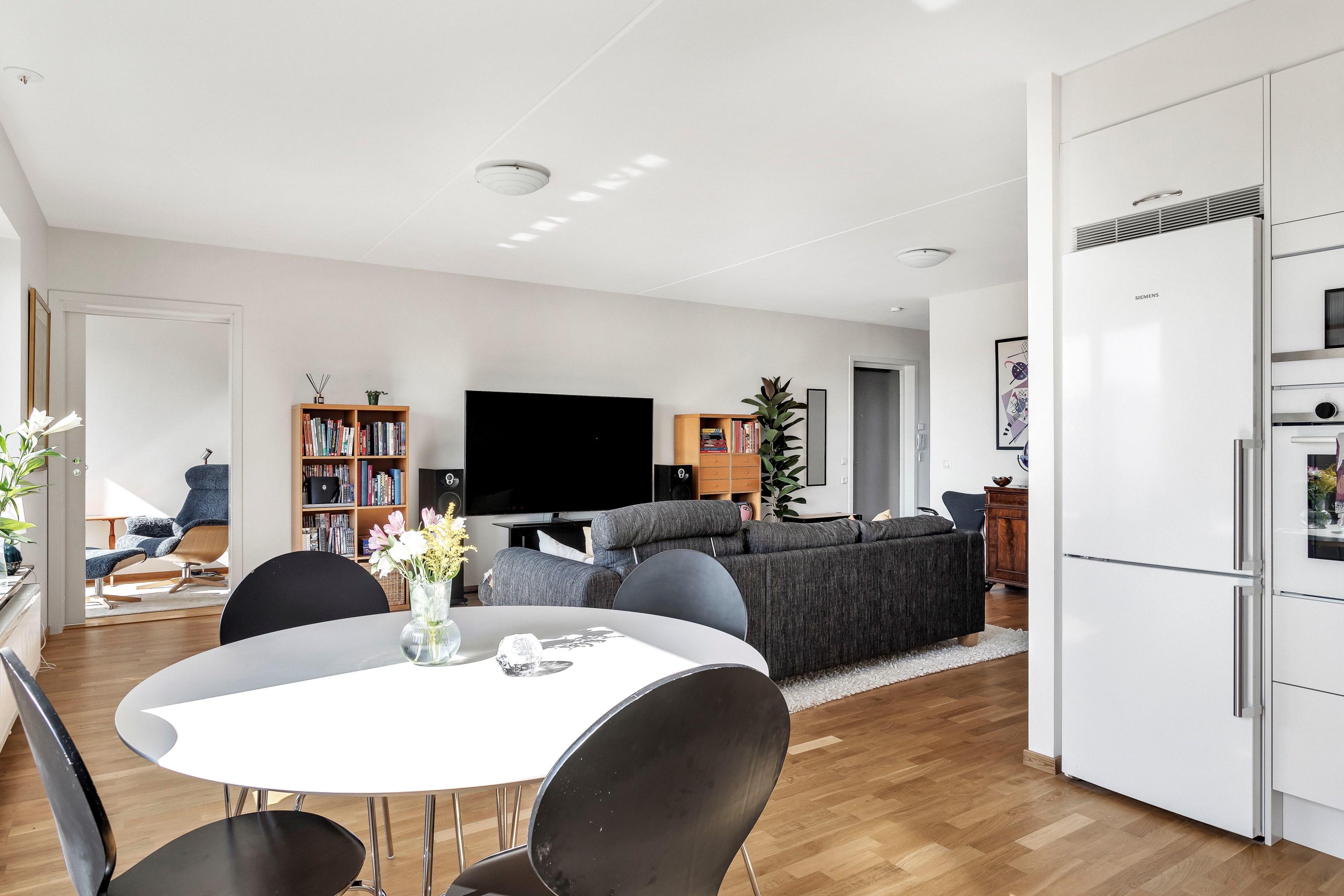 Bostadsbild från Råbyvägen 82, Såld i Kapellgärdet, Uppsala