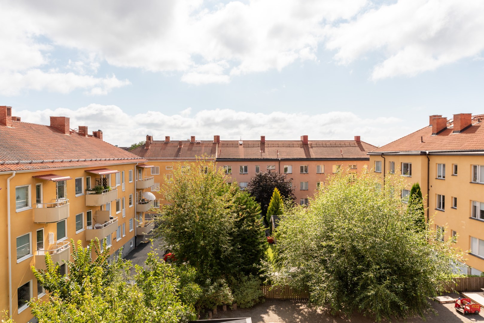 Bostadsbild från Kristinagatan 25, Såld i Djäkneberget, Västerås