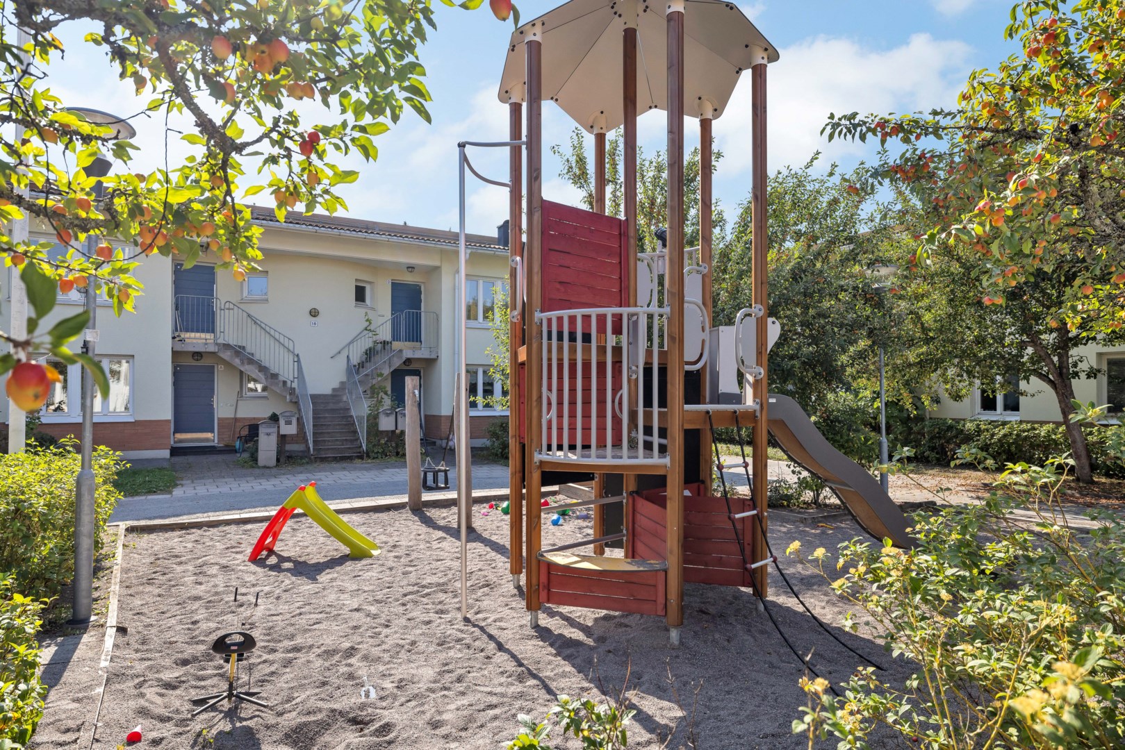 Bostadsbild från Tryffelvägen 18D, Såld i Norby, Uppsala