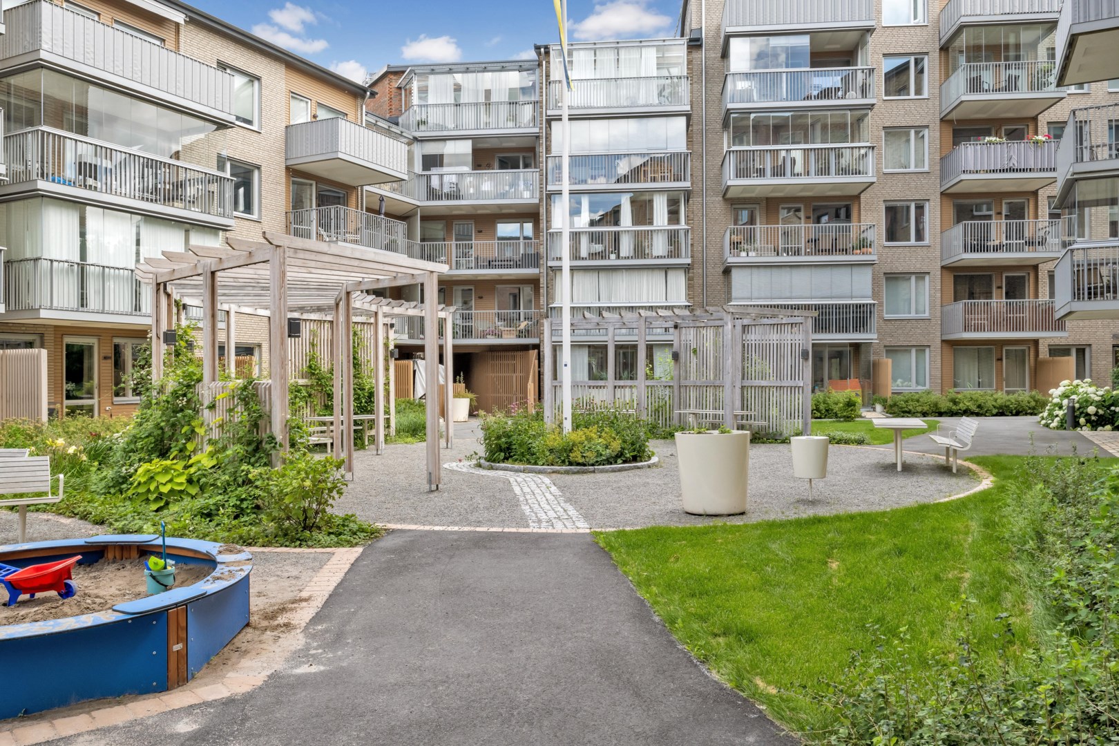 Bostadsbild från Gösta wahlströms väg 2D, Såld i Rickomberga, Uppsala