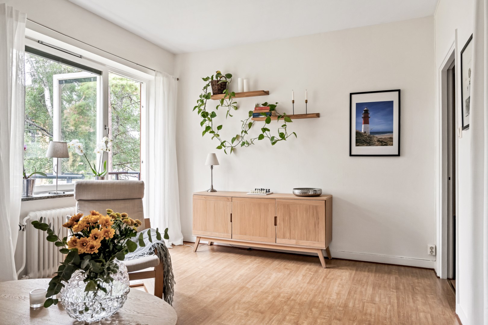 Bostadsbild från Norbyvägen 77A, Såld i Sommarro, Uppsala