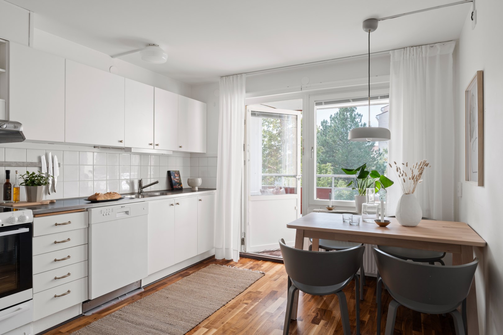 Bostadsbild från Fyrspannsvägen 47, Såld i Jarlaberg, Nacka