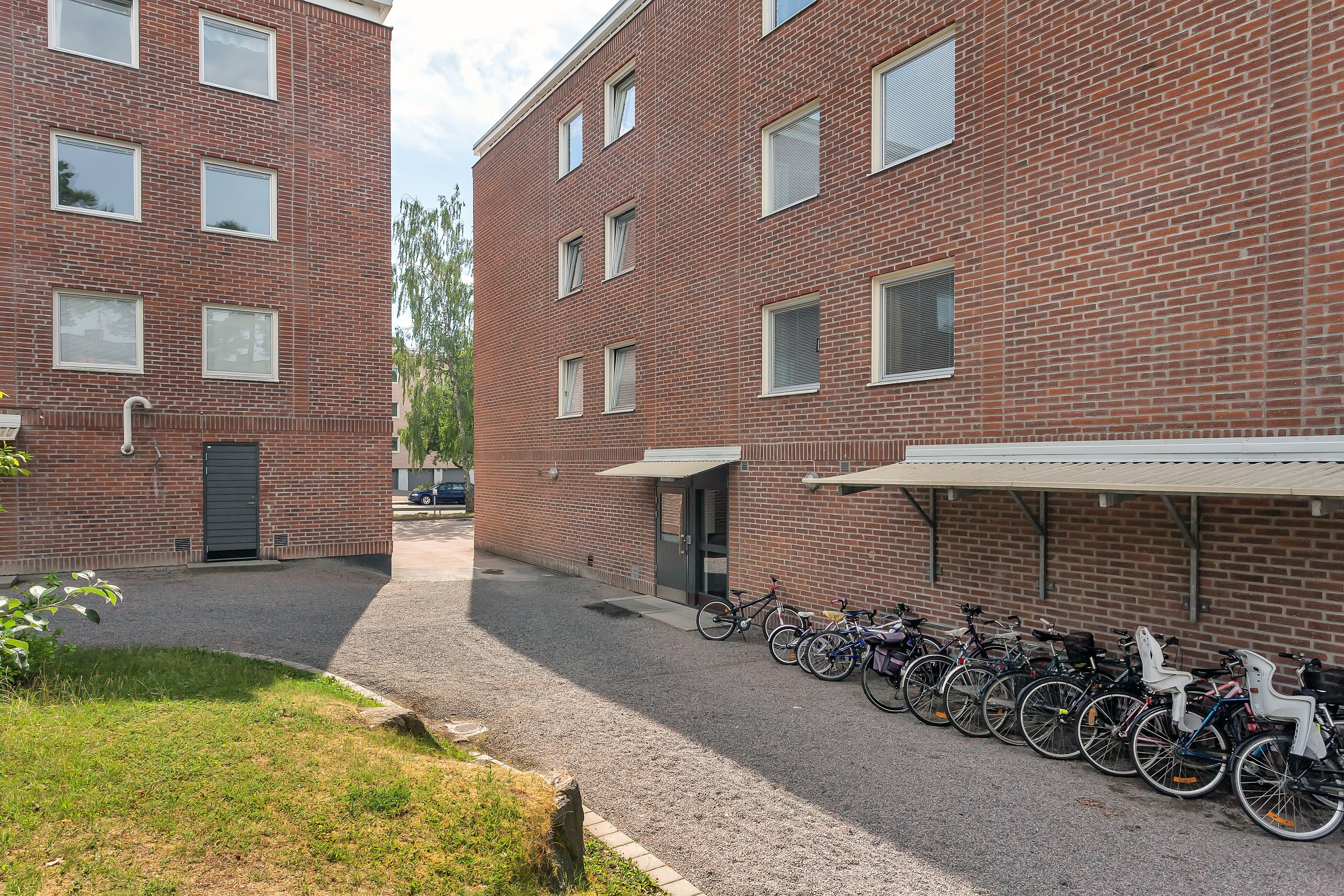 Bostadsbild från Granitvägen 19A, Såld i Eriksberg, Uppsala