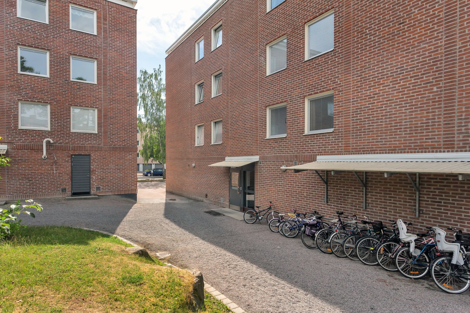 Bostadsbild från Granitvägen 19A, Såld i Eriksberg, Uppsala