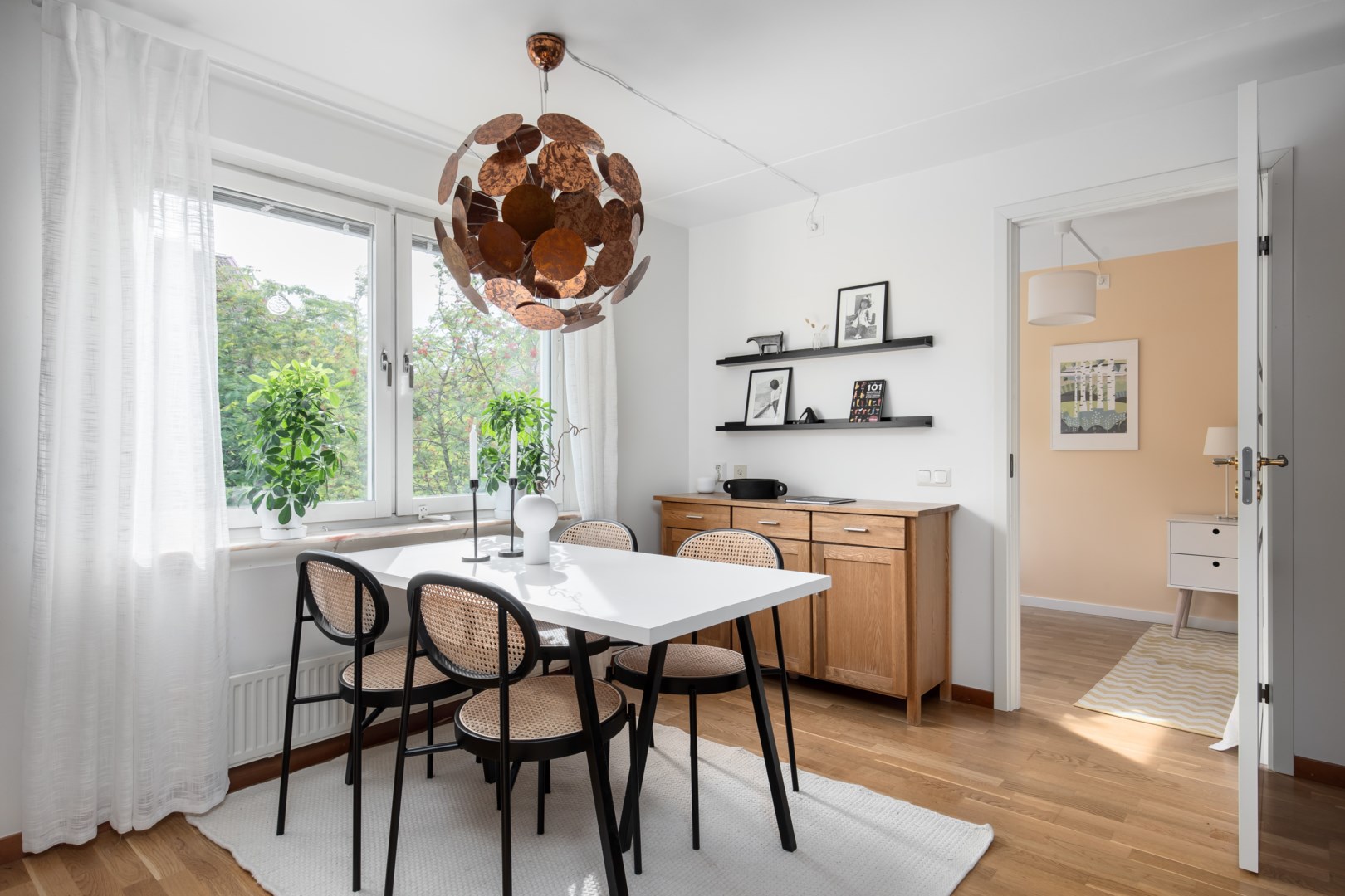 Bostadsbild från Serenadvägen 22, Såld i Nacka Forum, Nacka