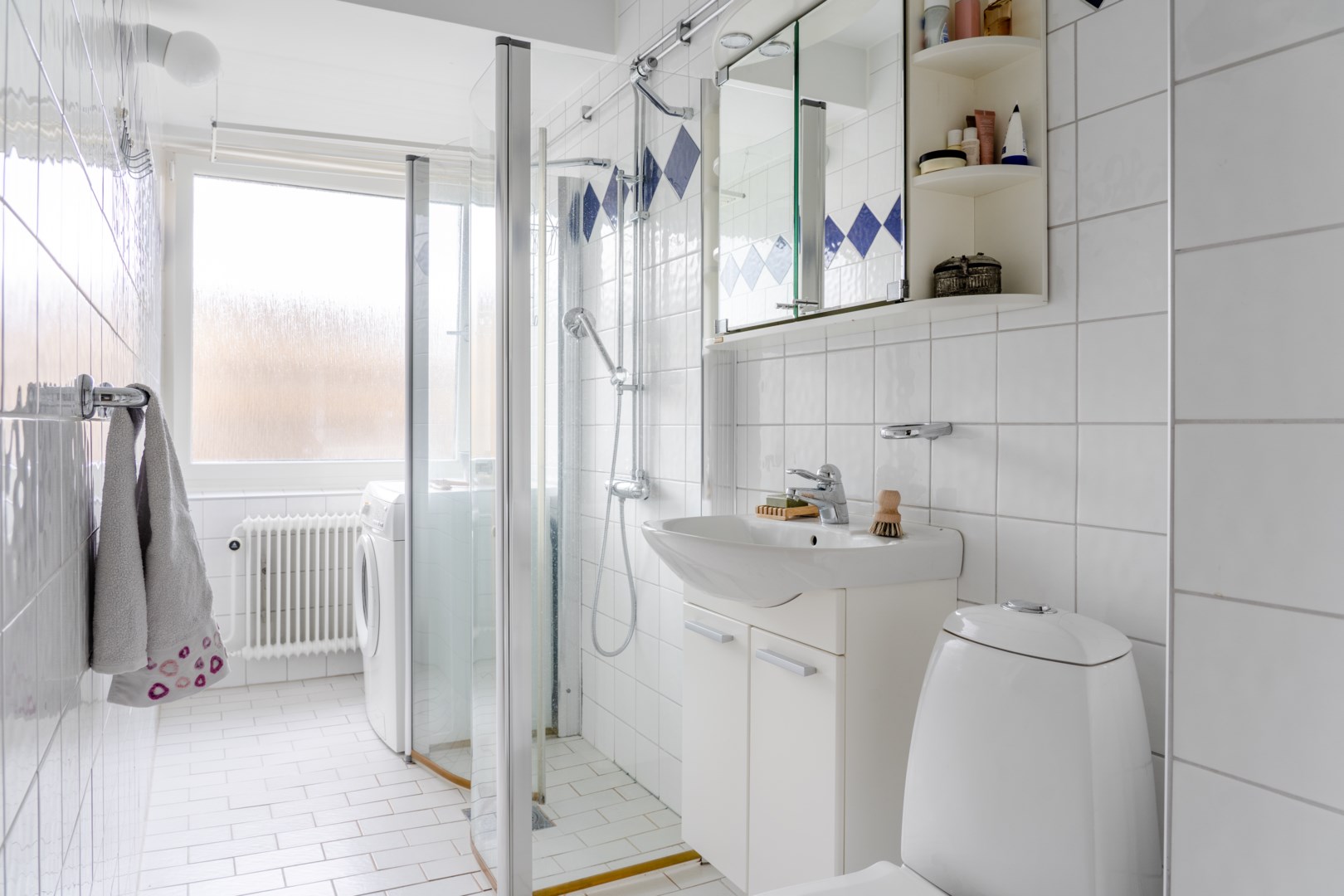 Bostadsbild från Gnejsvägen 14A, Såld i Eriksberg, Uppsala