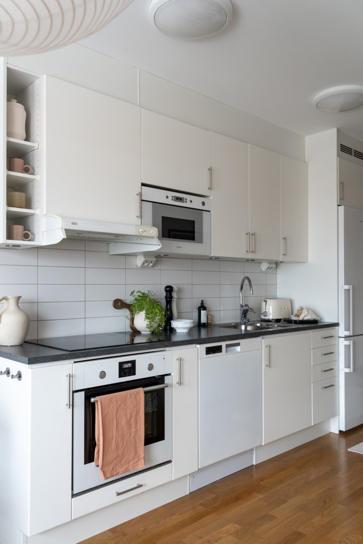 Bostadsbild från Råbyvägen 55E, Kommande i Gränby, Uppsala