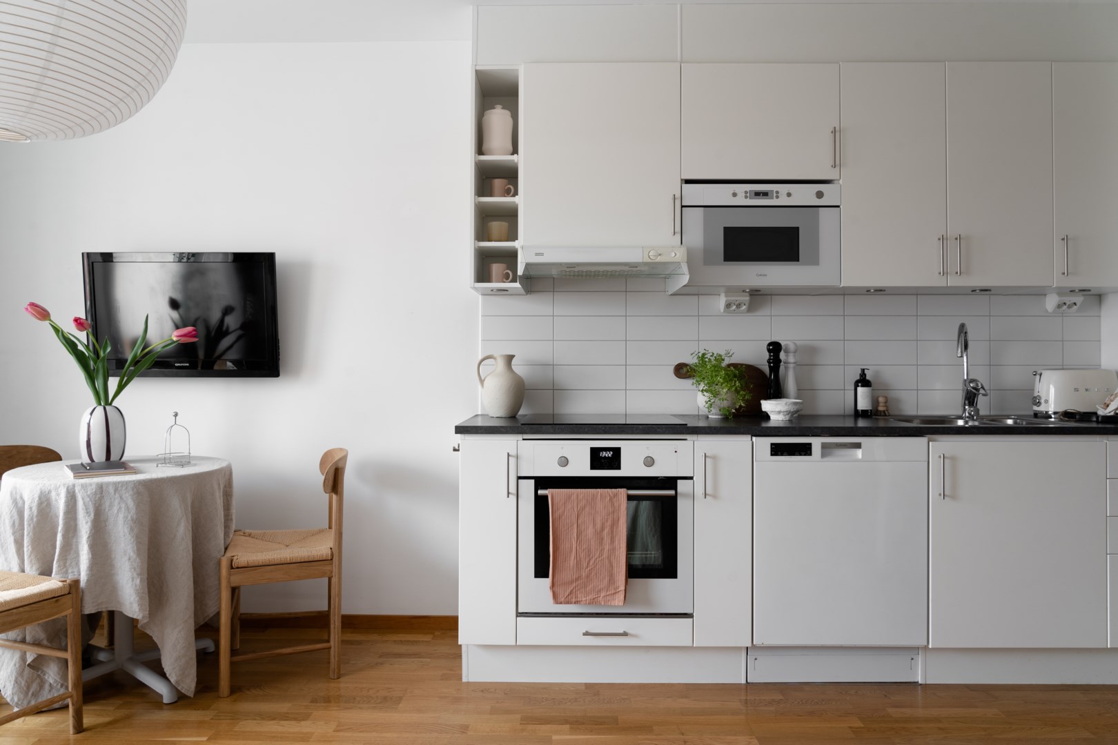 Bostadsbild från Råbyvägen 55E, Kommande i Gränby, Uppsala